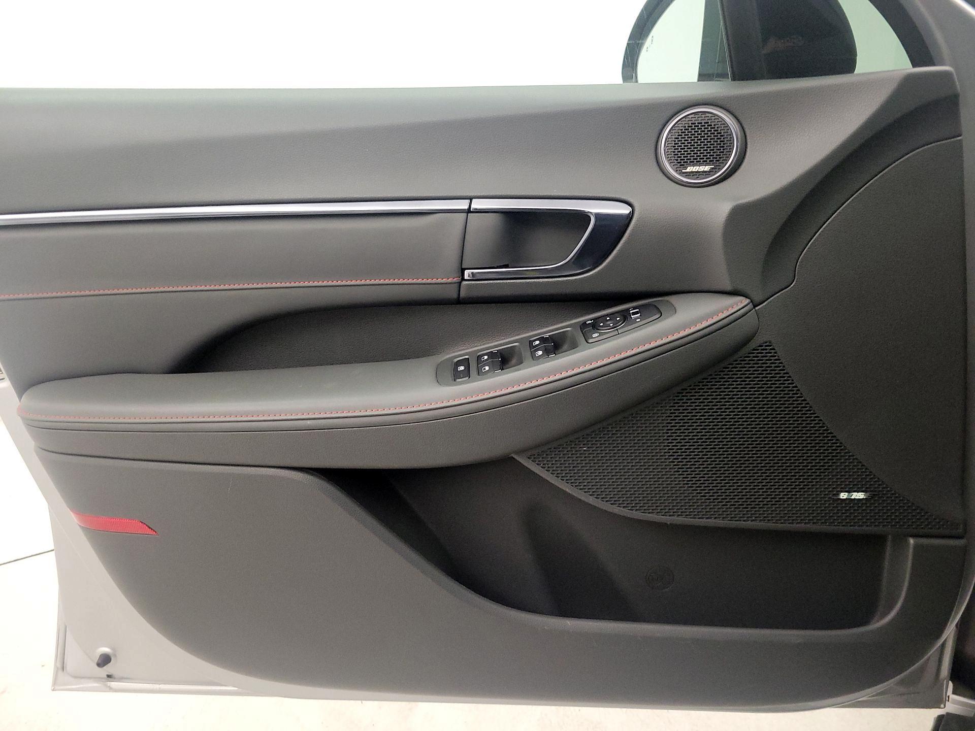 Thumbnail: 2021 Hyundai Sonata - 12