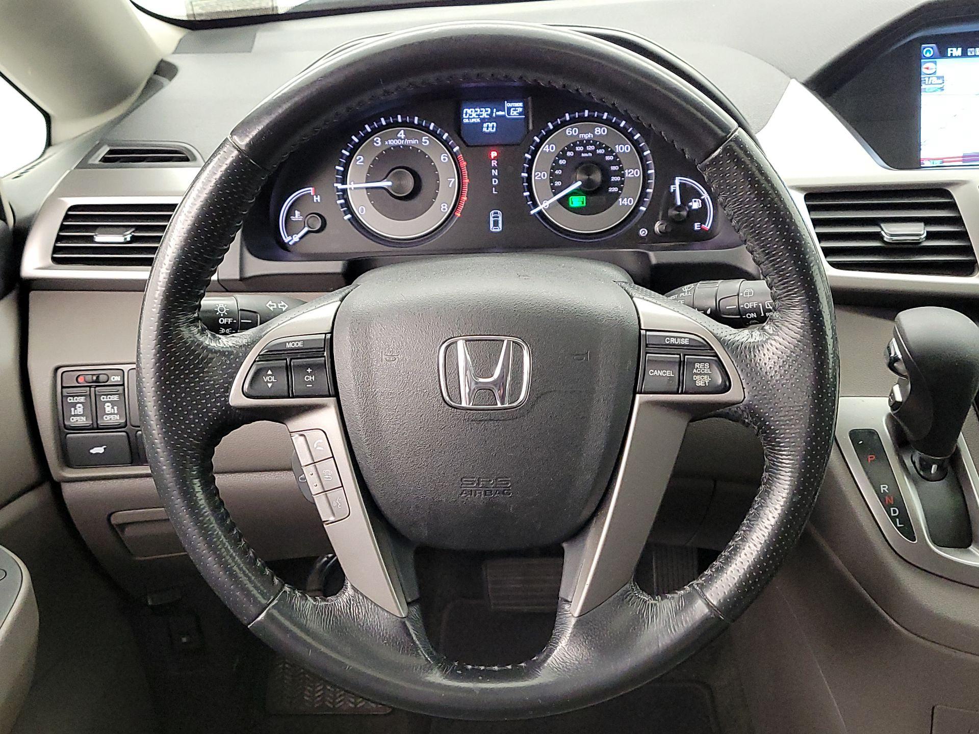 Thumbnail: 2016 Honda Odyssey - 10