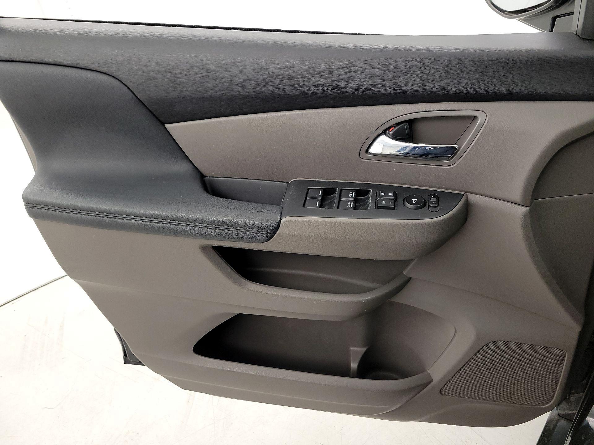 Thumbnail: 2016 Honda Odyssey - 12