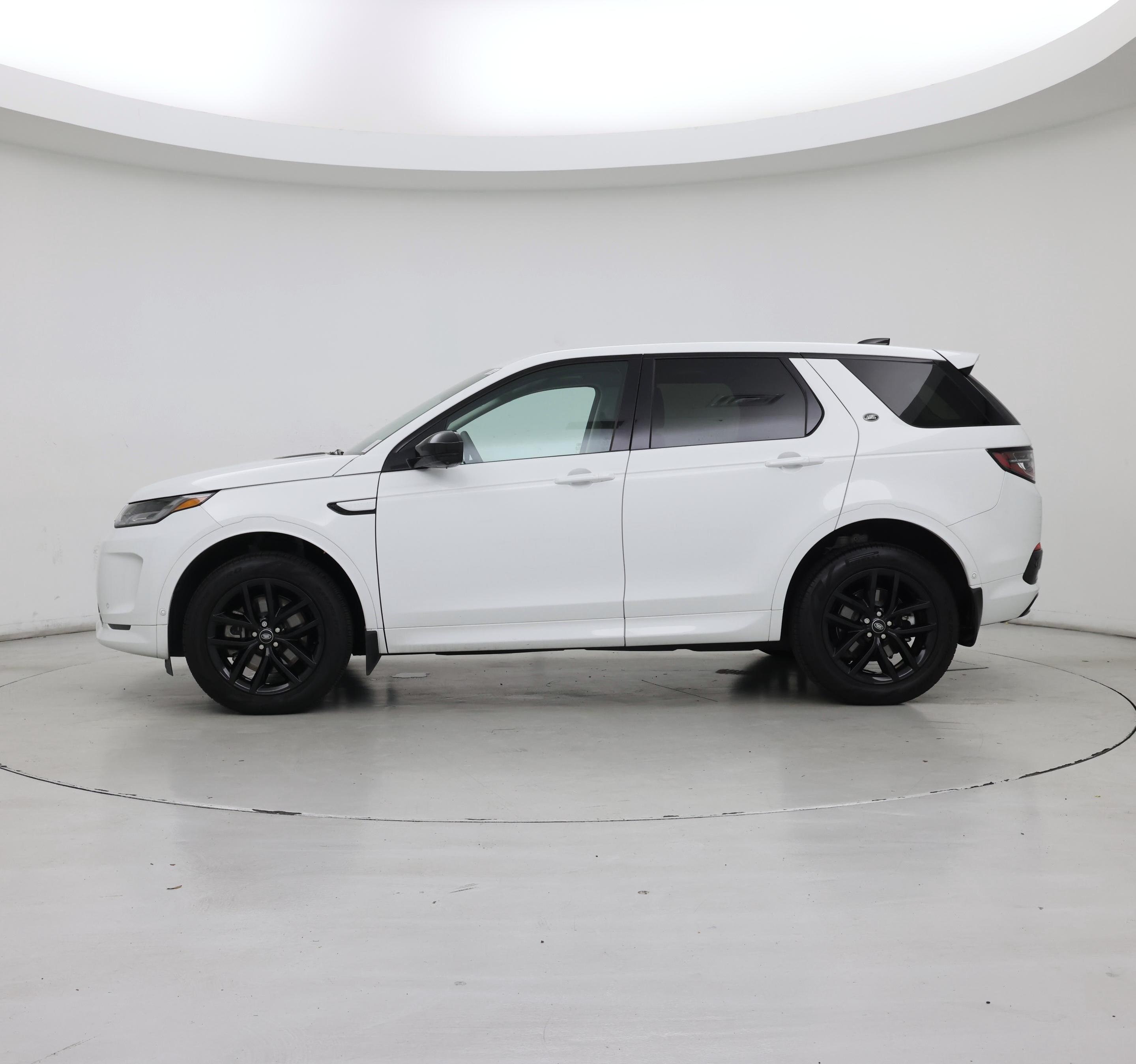 Thumbnail: 2024 Land Rover Discovery Sport - 3