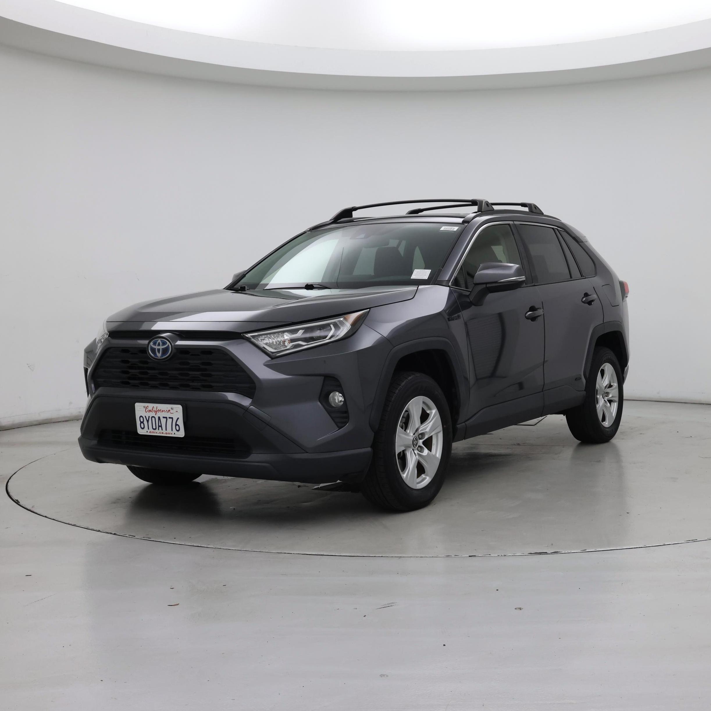 Thumbnail: 2021 Toyota RAV4 - 4