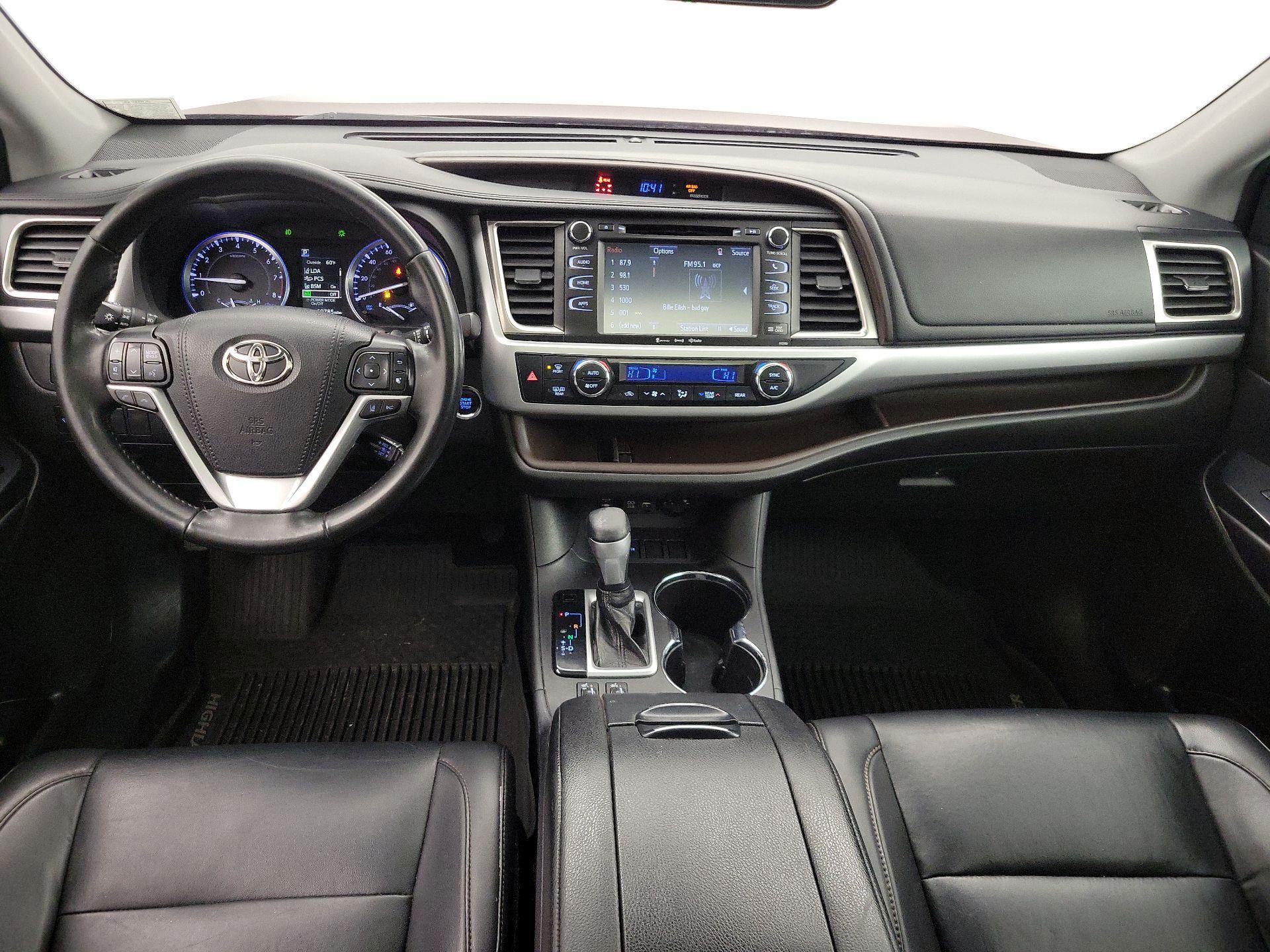 Thumbnail: 2019 Toyota Highlander - 9