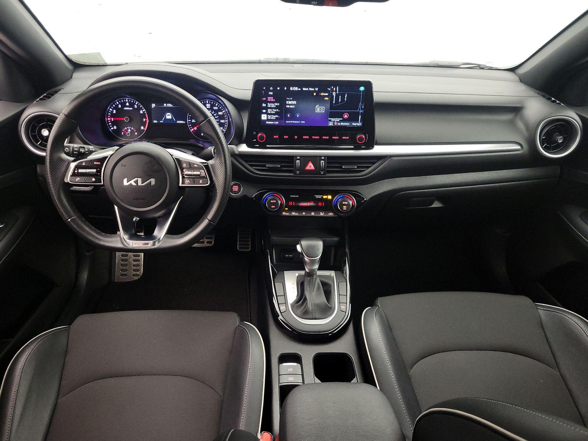 Thumbnail: 2024 Kia Forte - 9