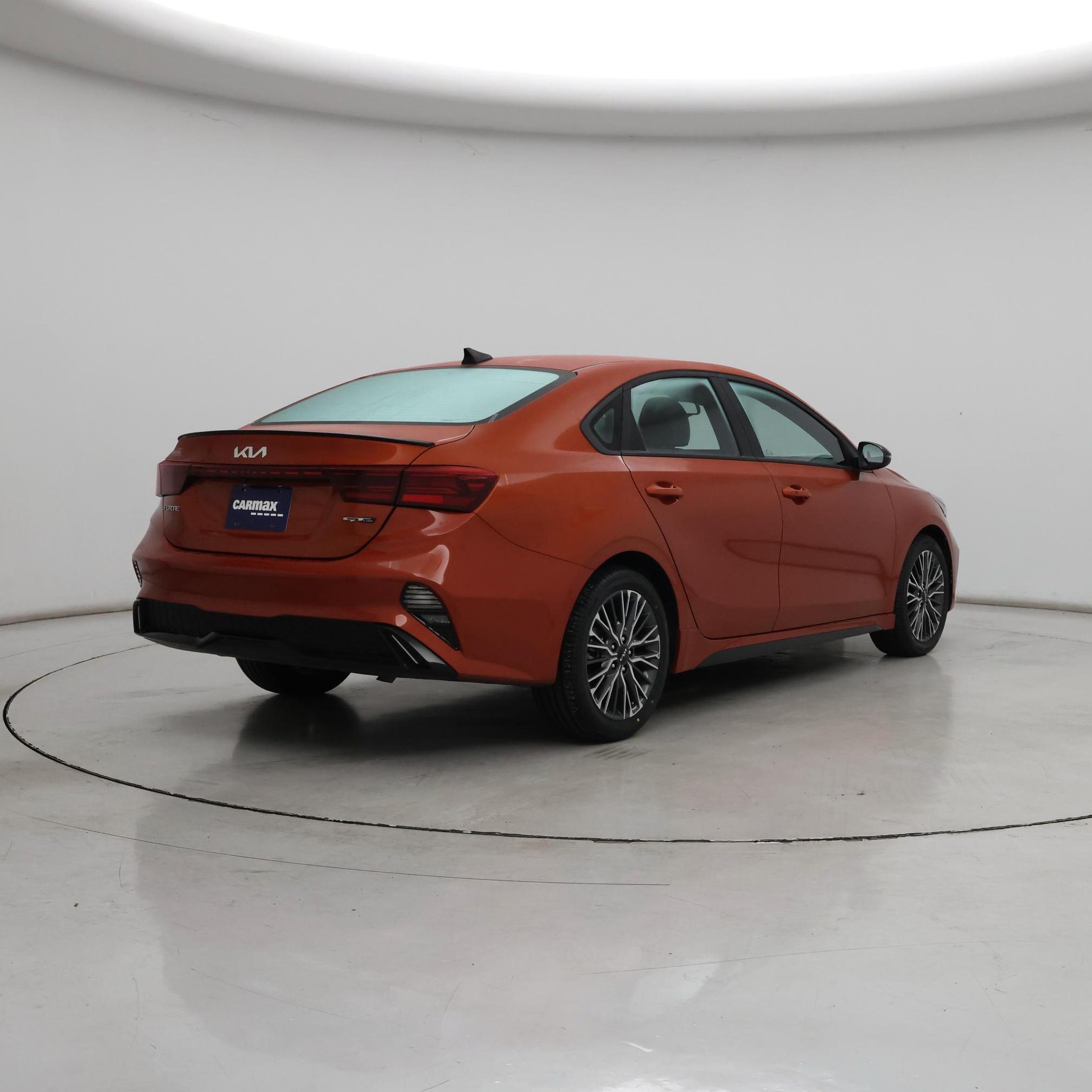 Thumbnail: 2024 Kia Forte - 8