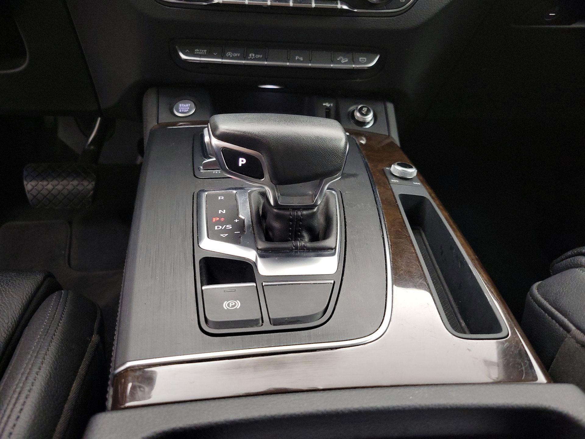 Thumbnail: 2019 Audi Q5 - 18