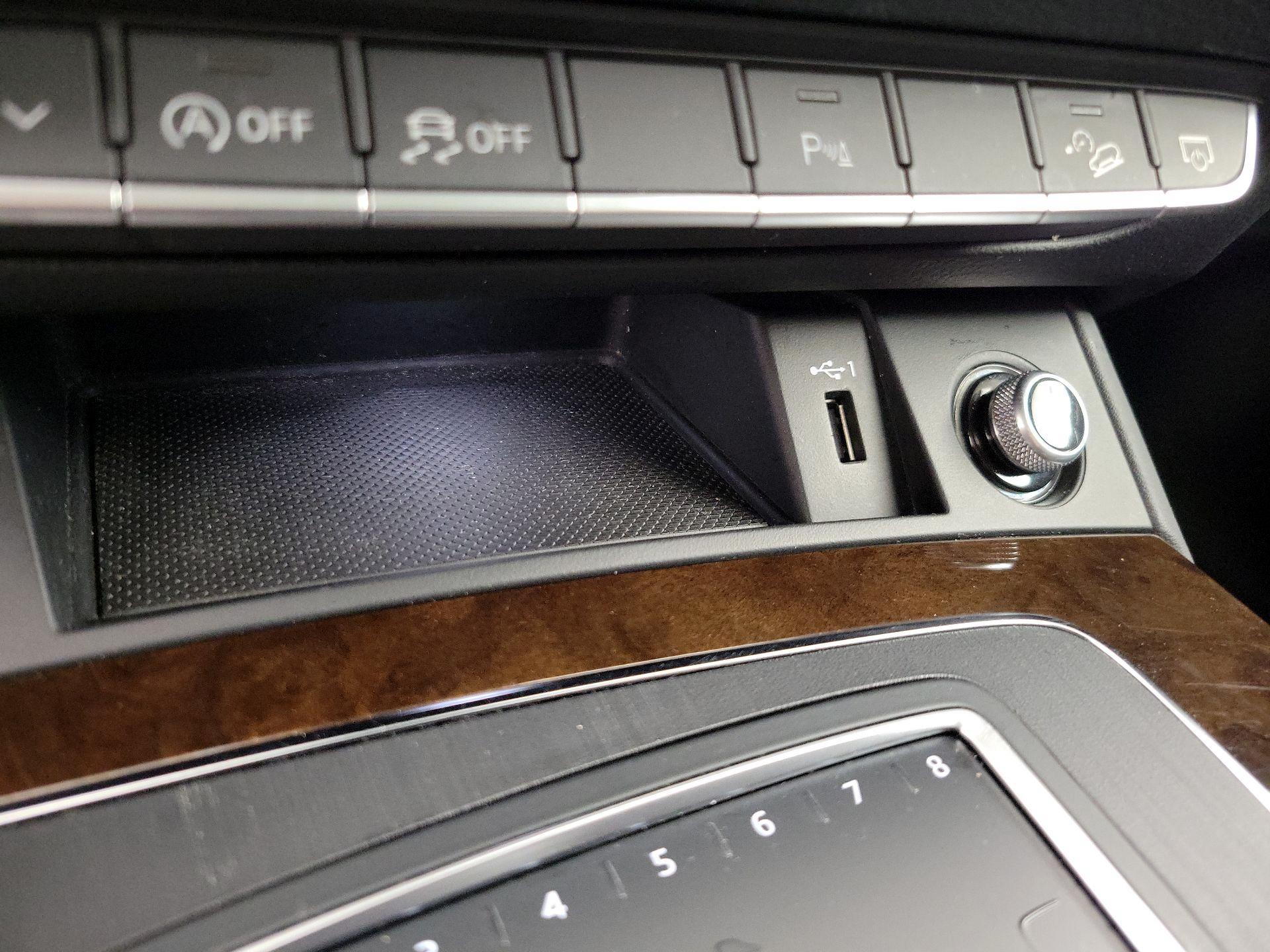 Thumbnail: 2019 Audi Q5 - 19