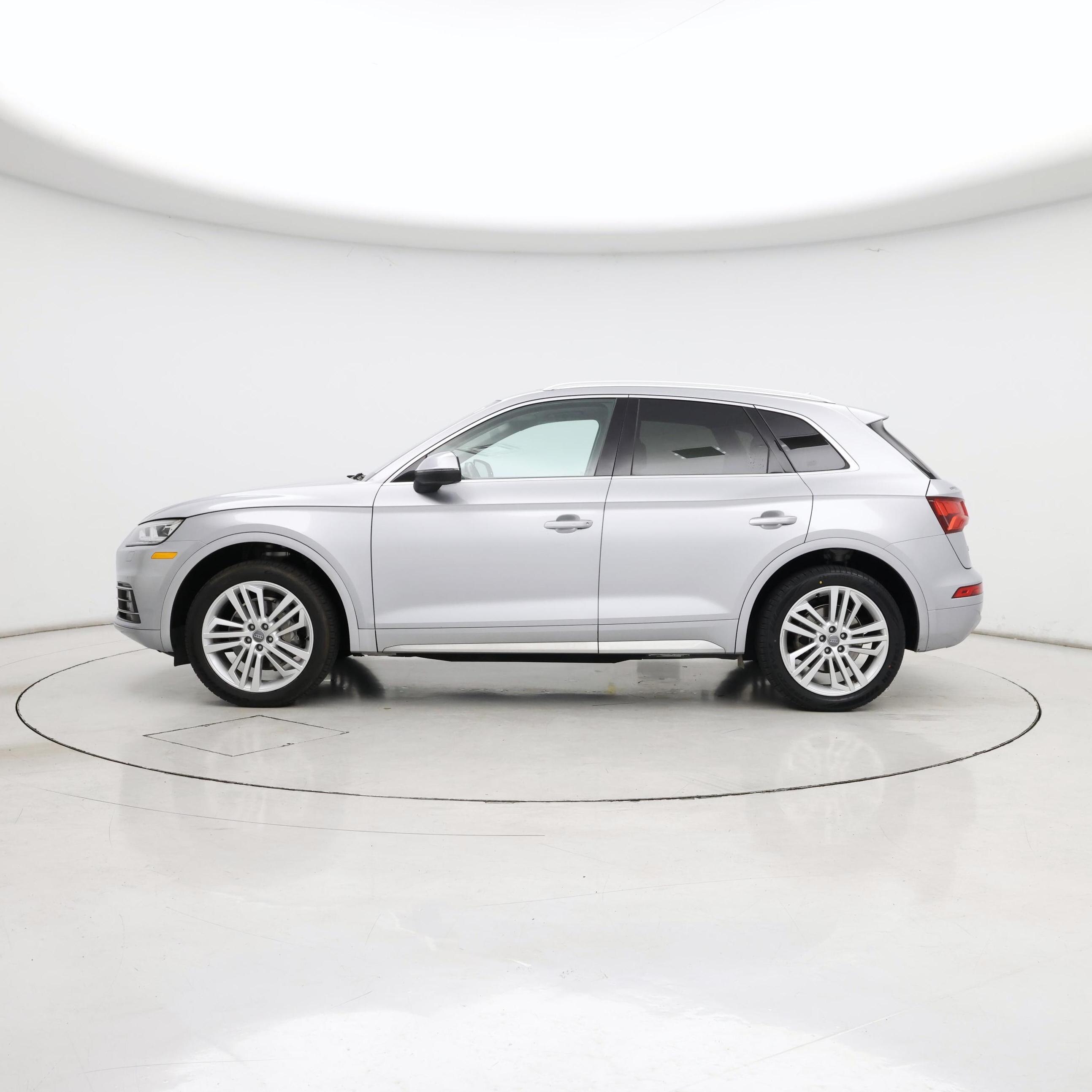 Thumbnail: 2019 Audi Q5 - 3