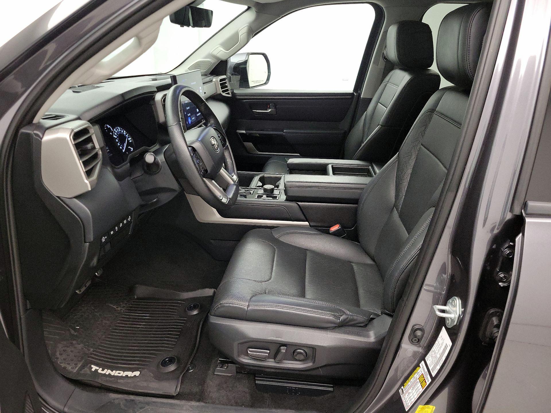 Thumbnail: 2022 Toyota Tundra - 11