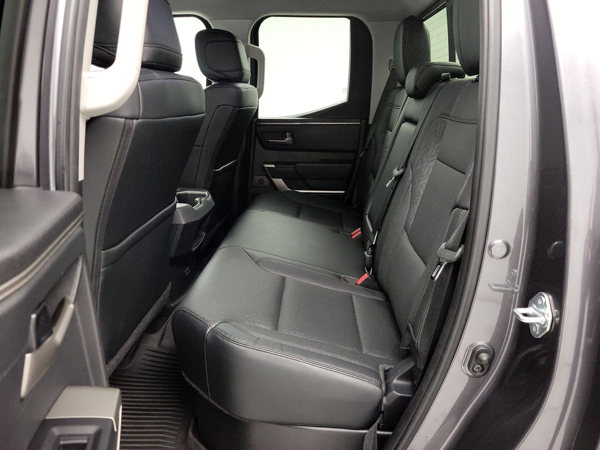 Thumbnail: 2022 Toyota Tundra - 19