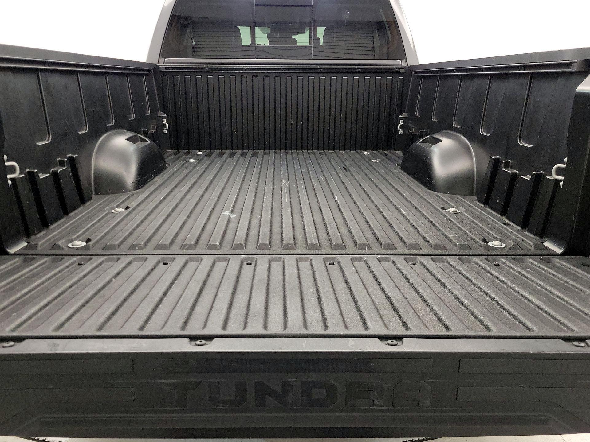 Thumbnail: 2022 Toyota Tundra - 20