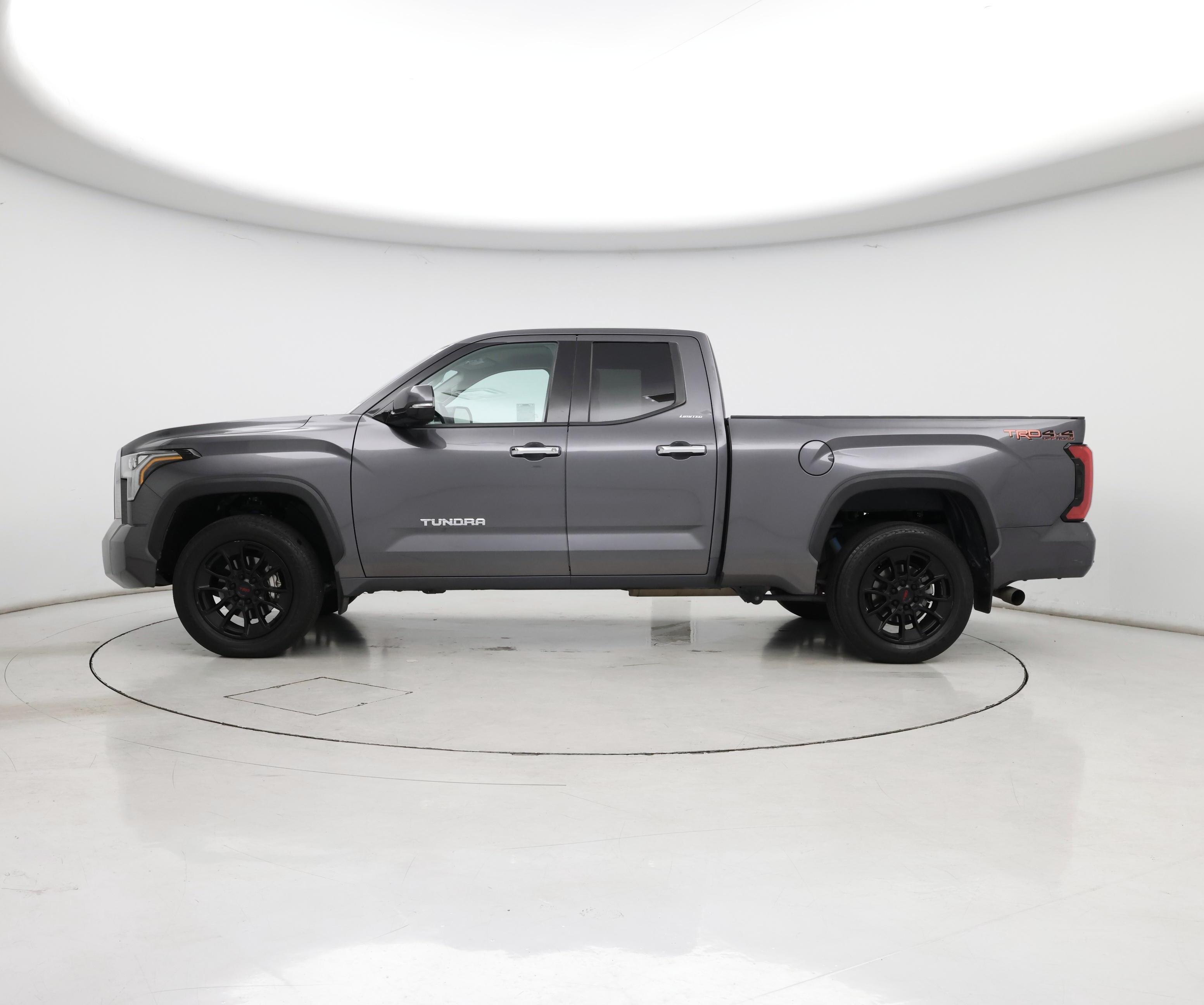 Thumbnail: 2022 Toyota Tundra - 3