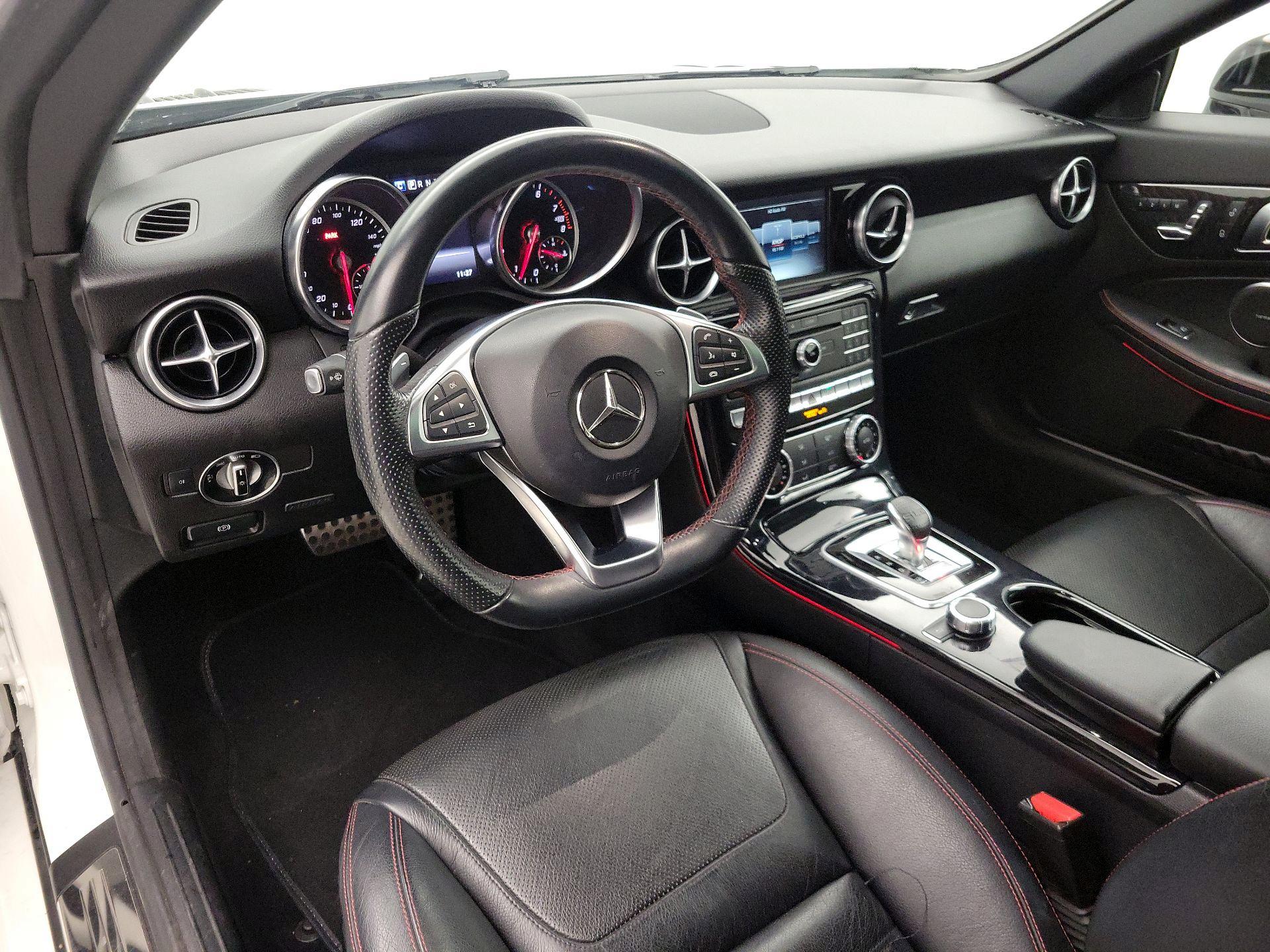 Thumbnail: 2018 Mercedes-Benz SLC - 9