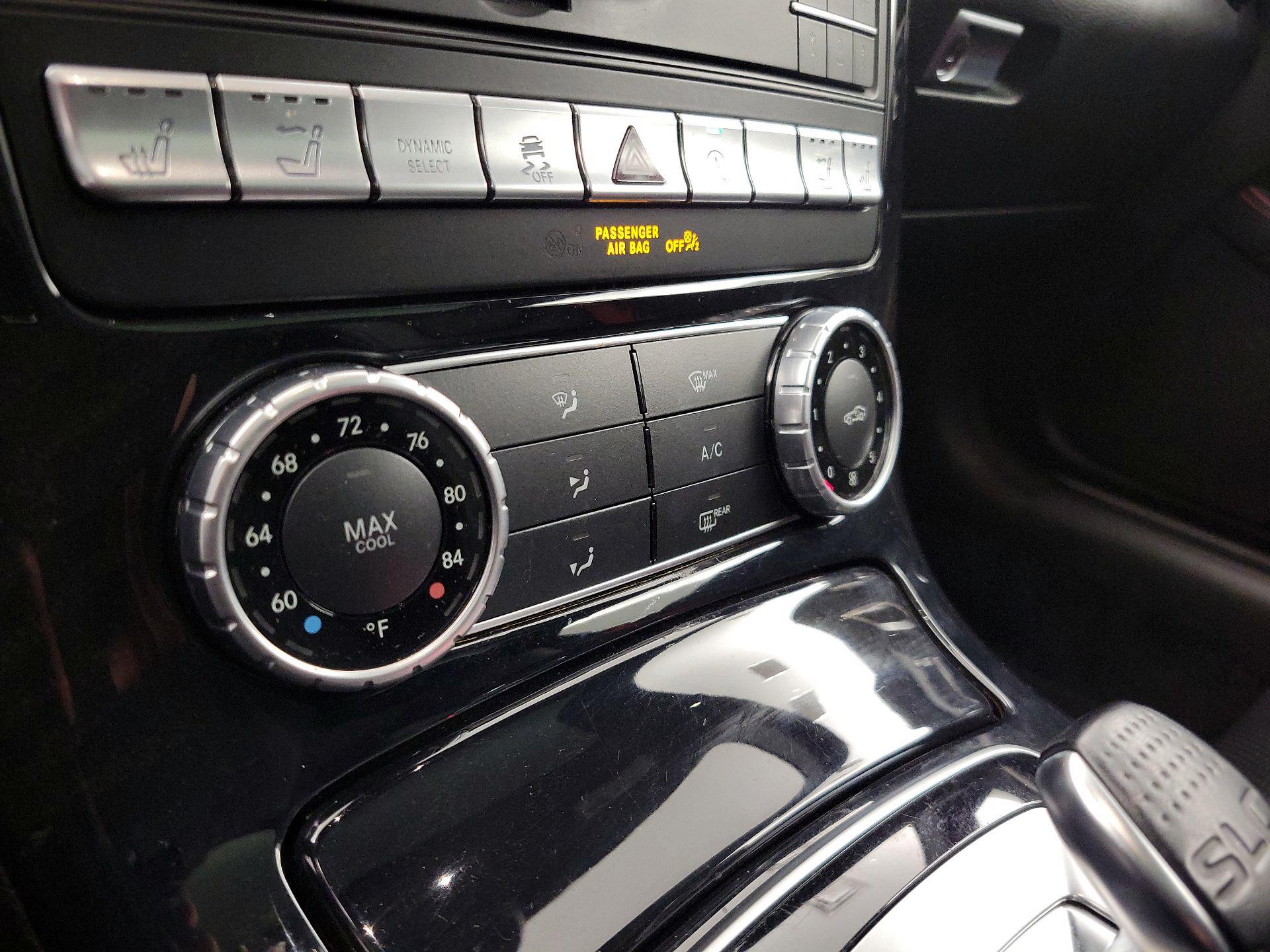 Thumbnail: 2018 Mercedes-Benz SLC - 16