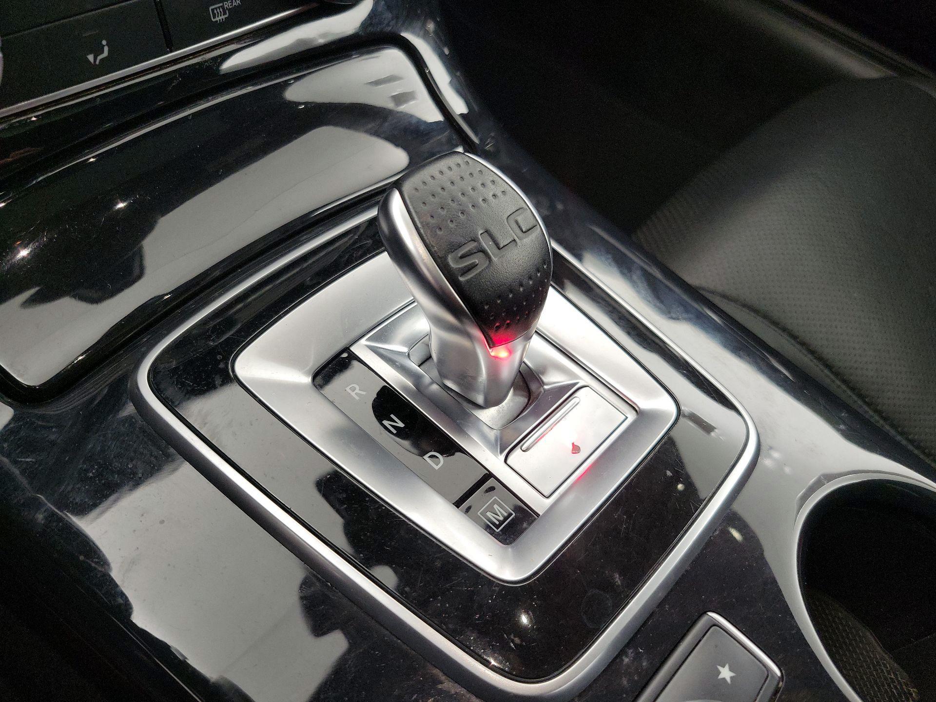 Thumbnail: 2018 Mercedes-Benz SLC - 17