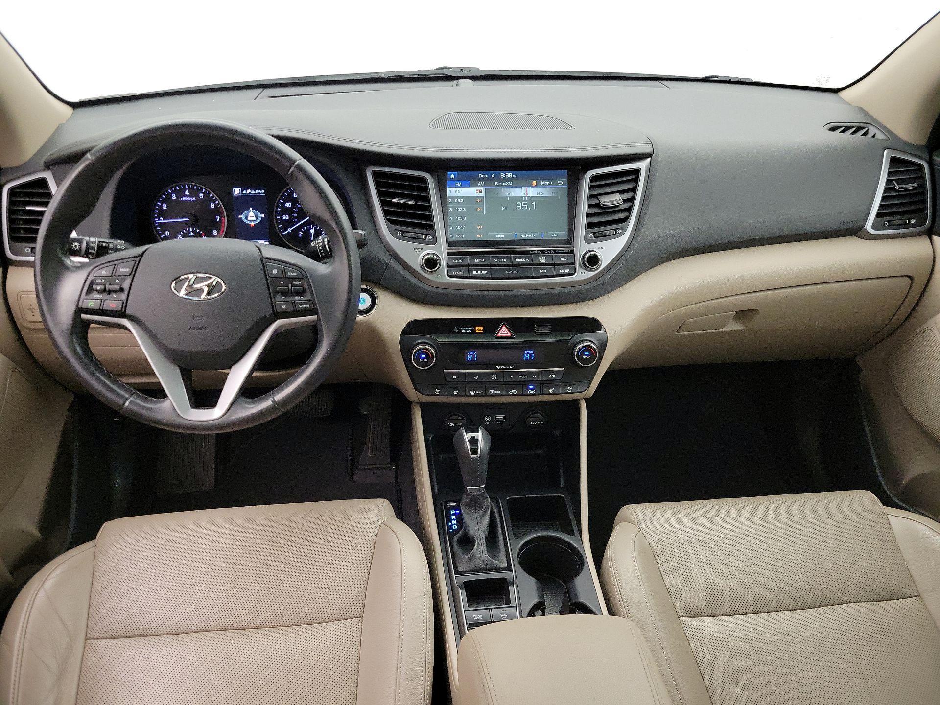 Thumbnail: 2017 Hyundai Tucson - 9