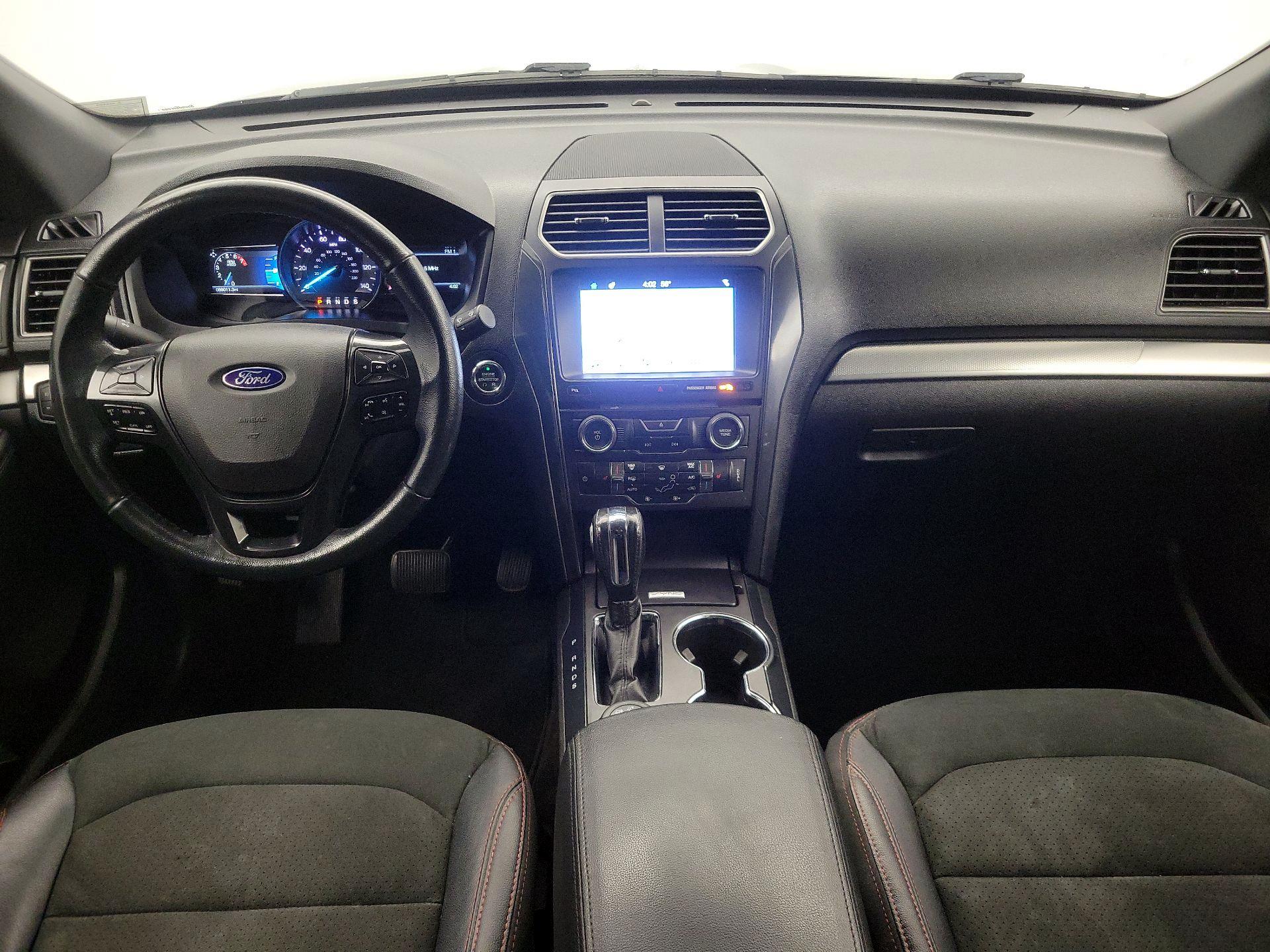 Thumbnail: 2018 Ford Explorer - 9