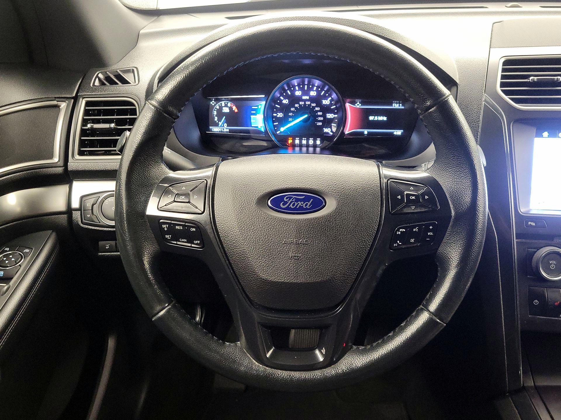 Thumbnail: 2018 Ford Explorer - 10