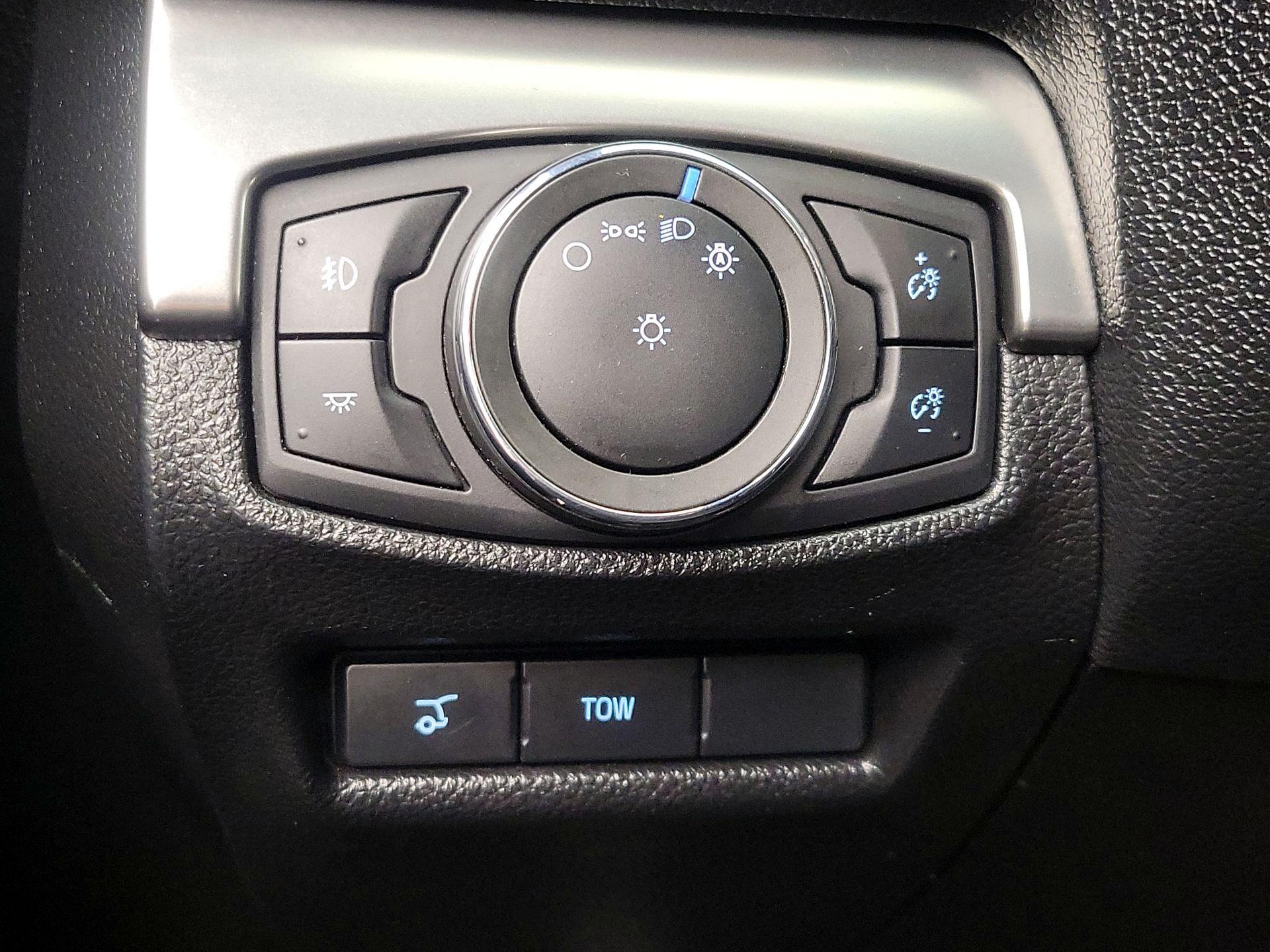 Thumbnail: 2018 Ford Explorer - 13