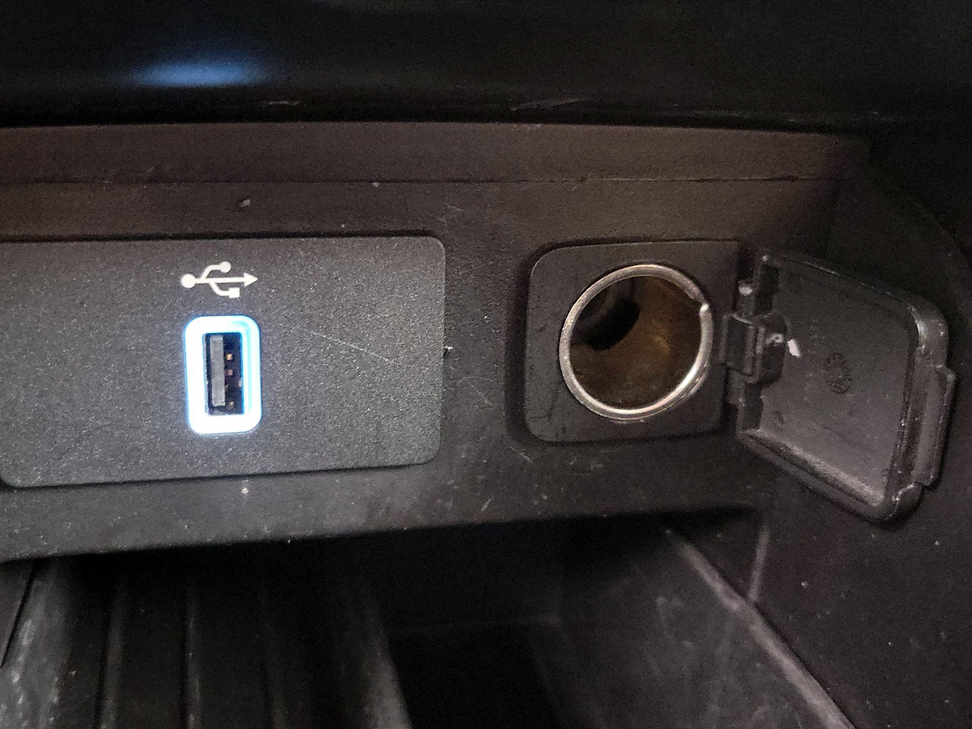 Thumbnail: 2018 Ford Explorer - 19