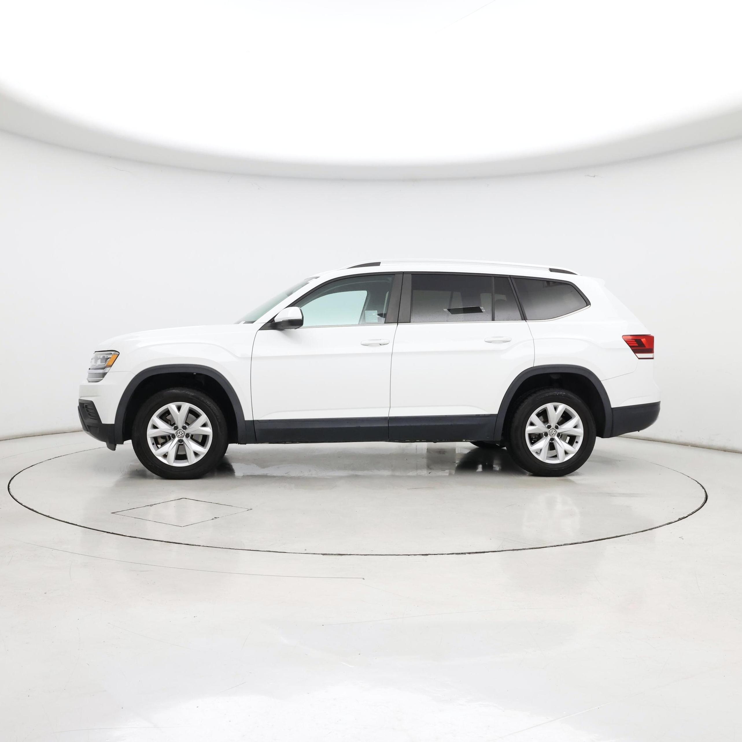 Thumbnail: 2019 Volkswagen Atlas - 3