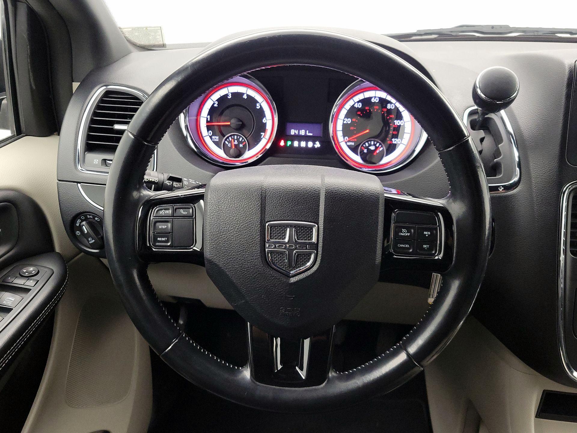 Thumbnail: 2019 Dodge Grand Caravan - 10