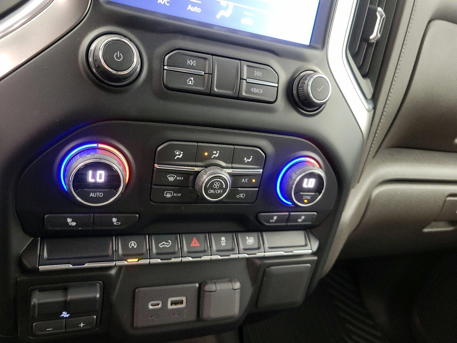 Thumbnail: 2021 Chevrolet Silverado 1500 - 16