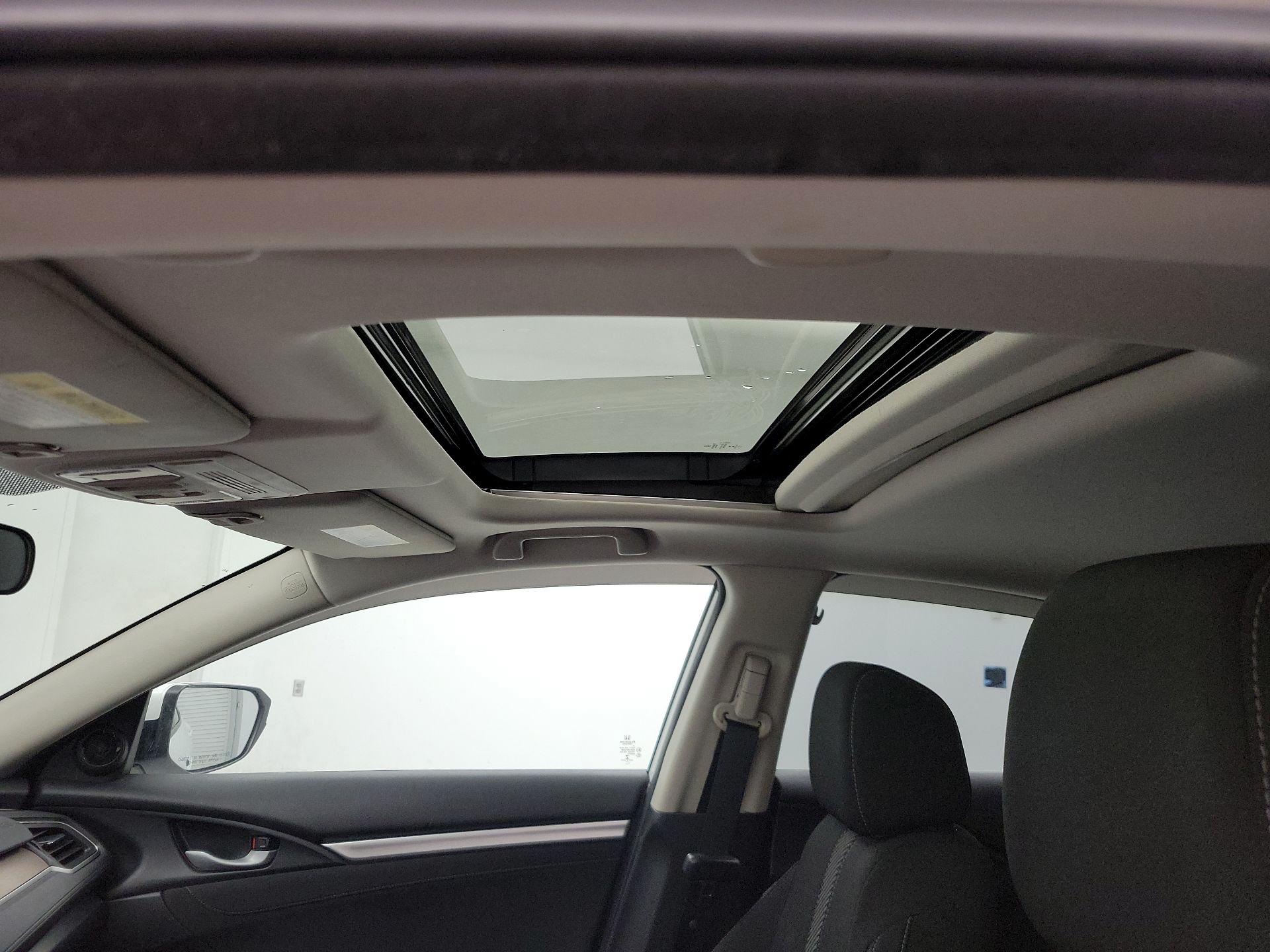 Thumbnail: 2017 Honda Civic - 19