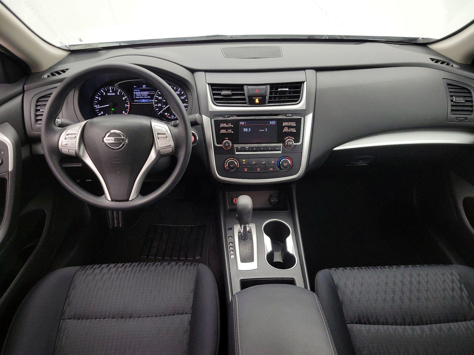 Thumbnail: 2018 Nissan Altima - 9