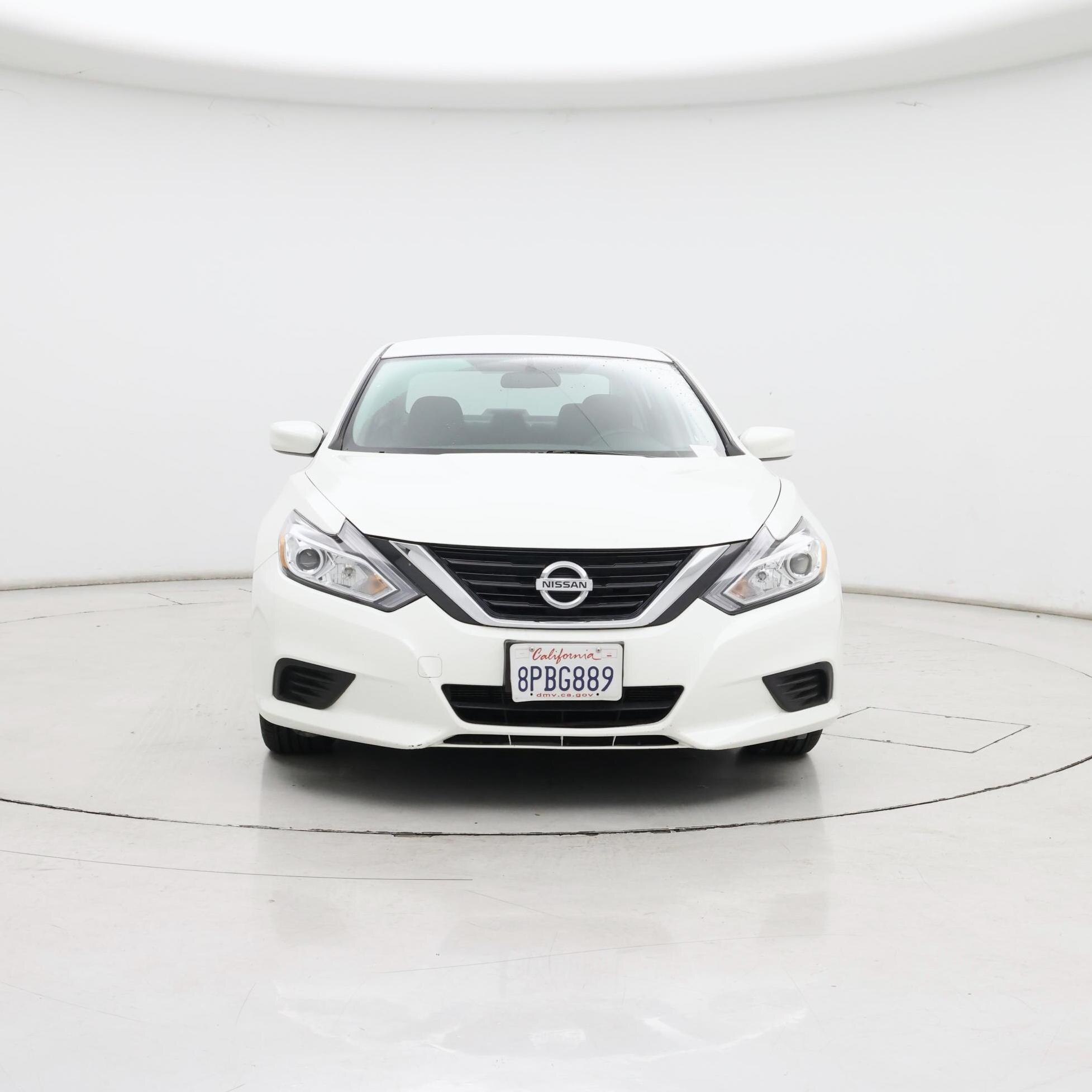 Thumbnail: 2018 Nissan Altima - 5