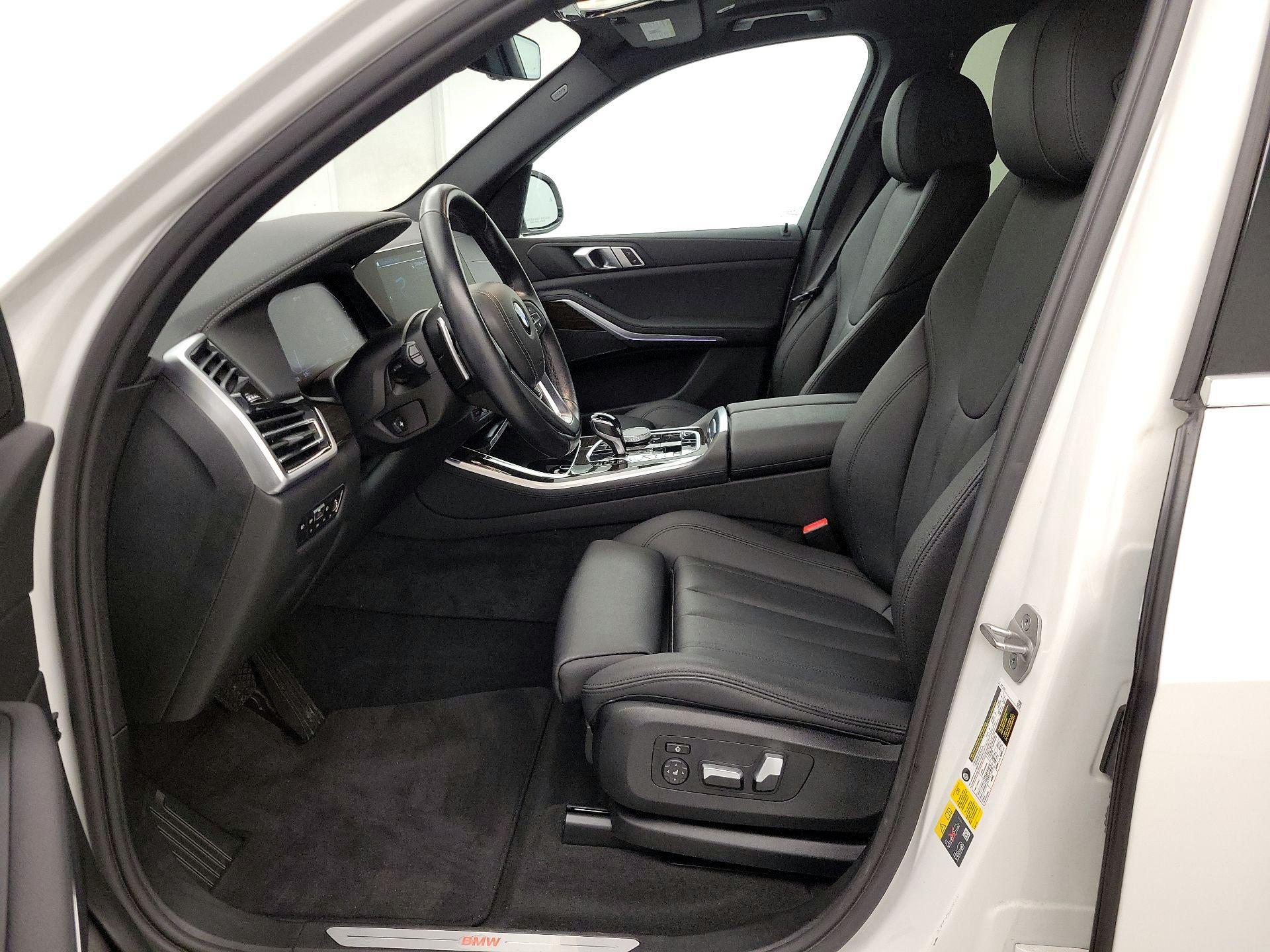 Thumbnail: 2021 BMW X5 - 11