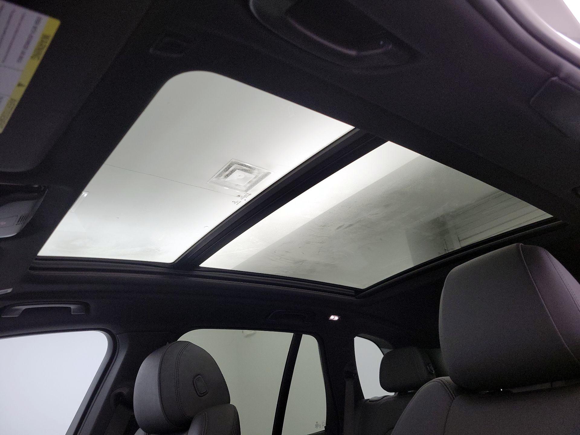 Thumbnail: 2021 BMW X5 - 20