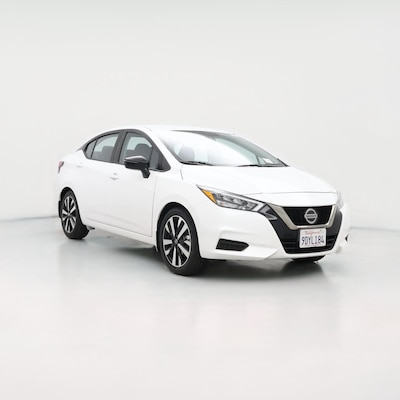 2022 Nissan Versa SR