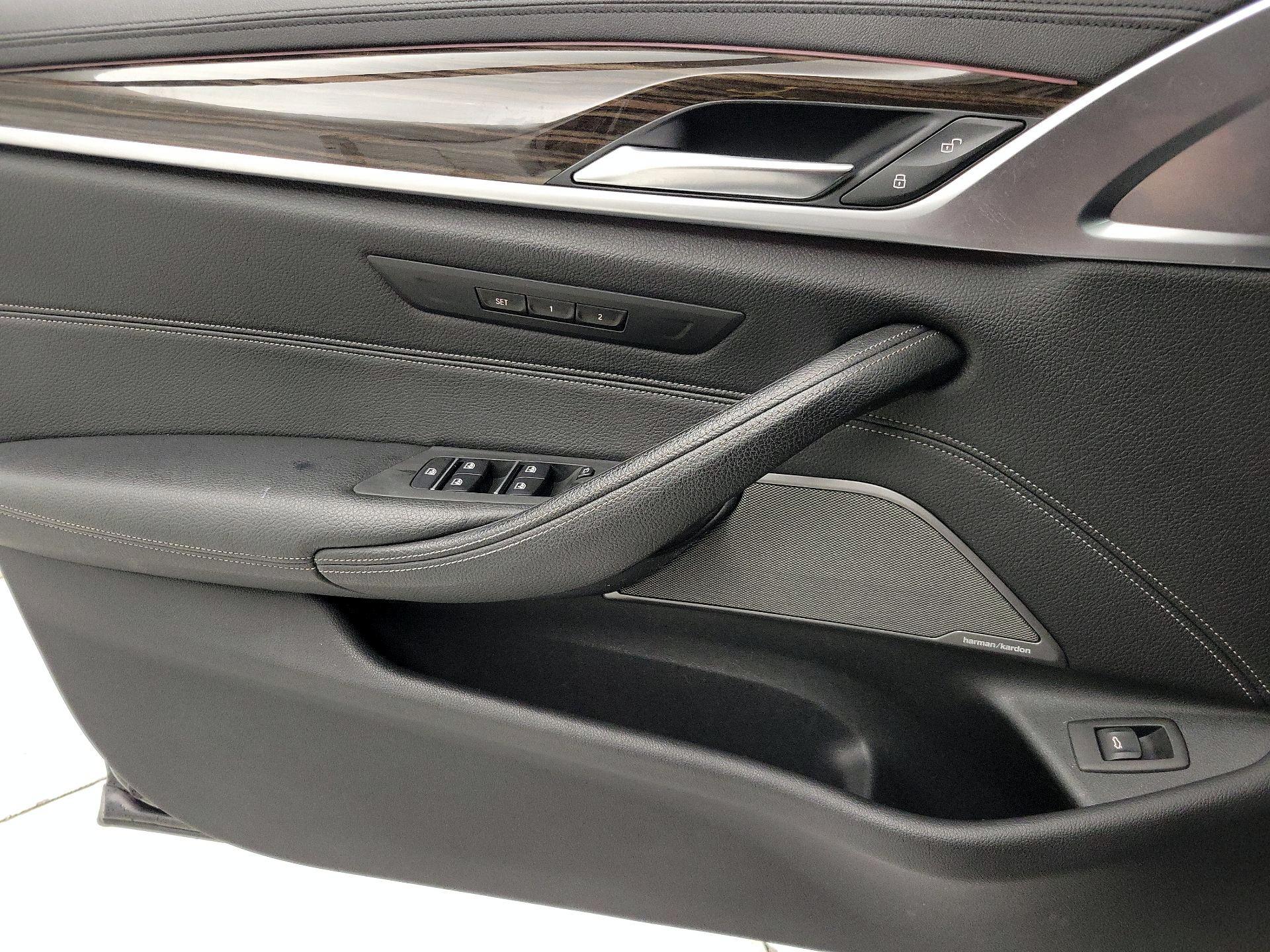 Thumbnail: 2020 BMW 5 Series - 12