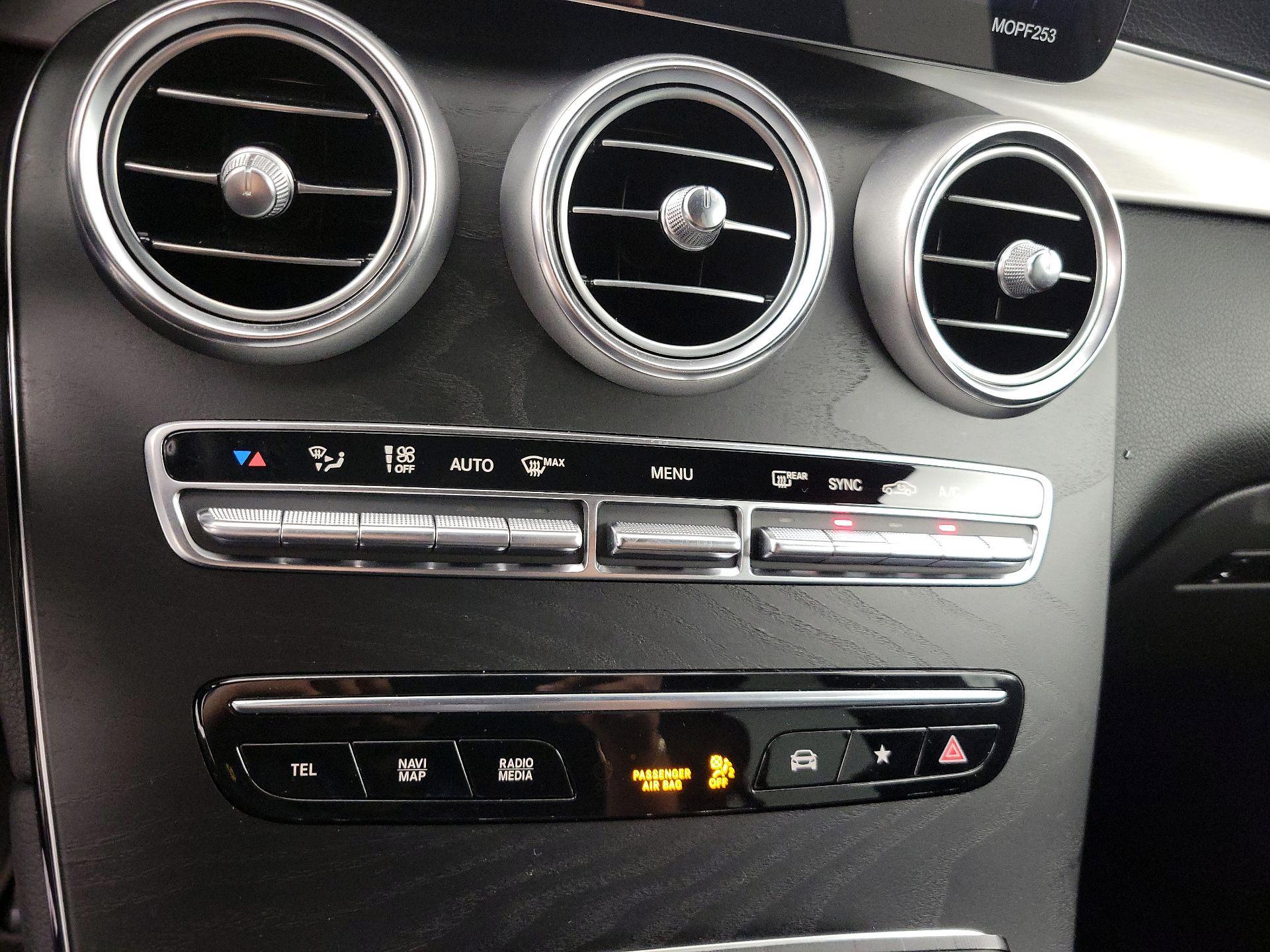 Thumbnail: 2021 Mercedes-Benz GLC - 16