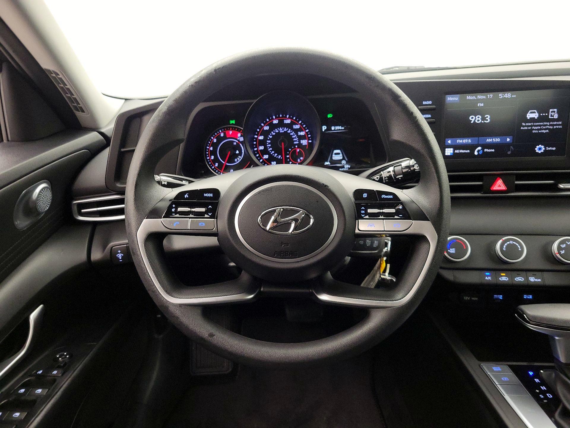 Thumbnail: 2023 Hyundai Elantra - 10