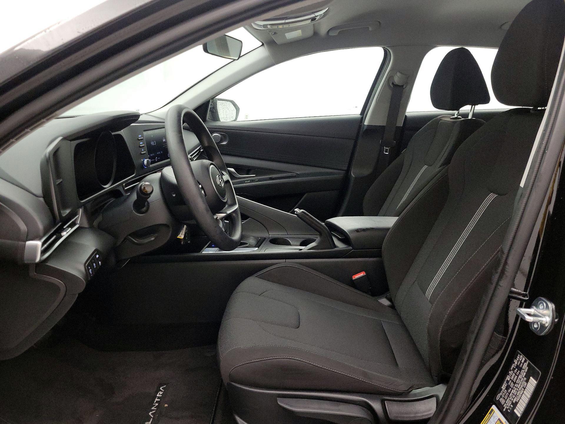 Thumbnail: 2023 Hyundai Elantra - 11