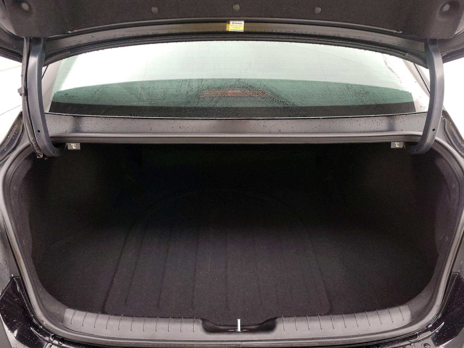 Thumbnail: 2023 Hyundai Elantra - 19