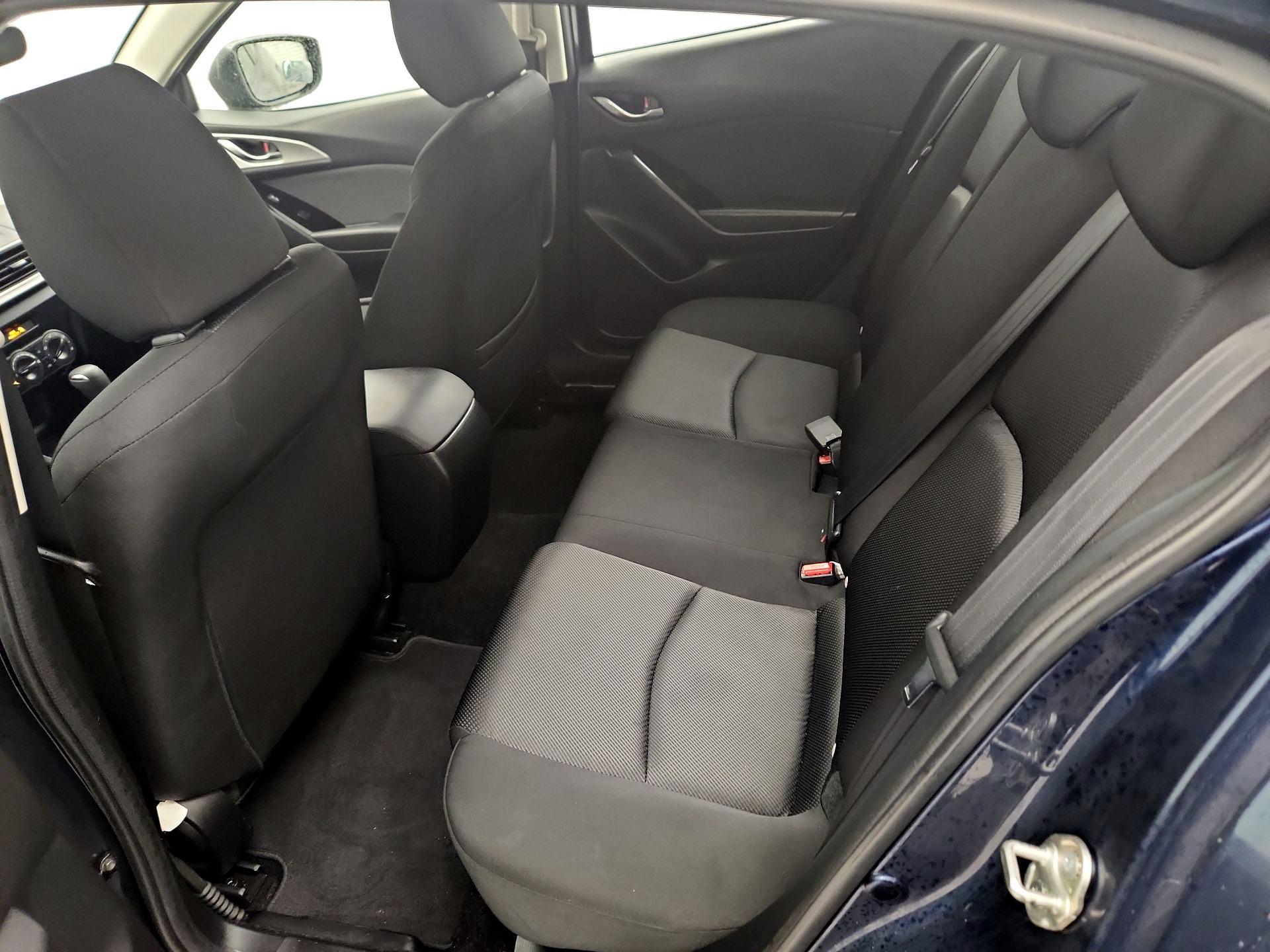 Thumbnail: 2018 Mazda Mazda3 - 19