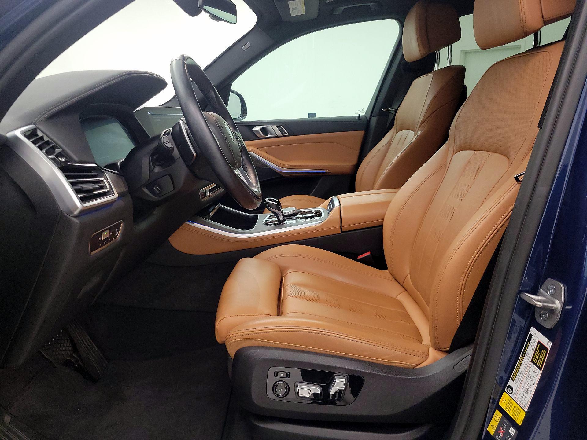 Thumbnail: 2022 BMW X5 - 11