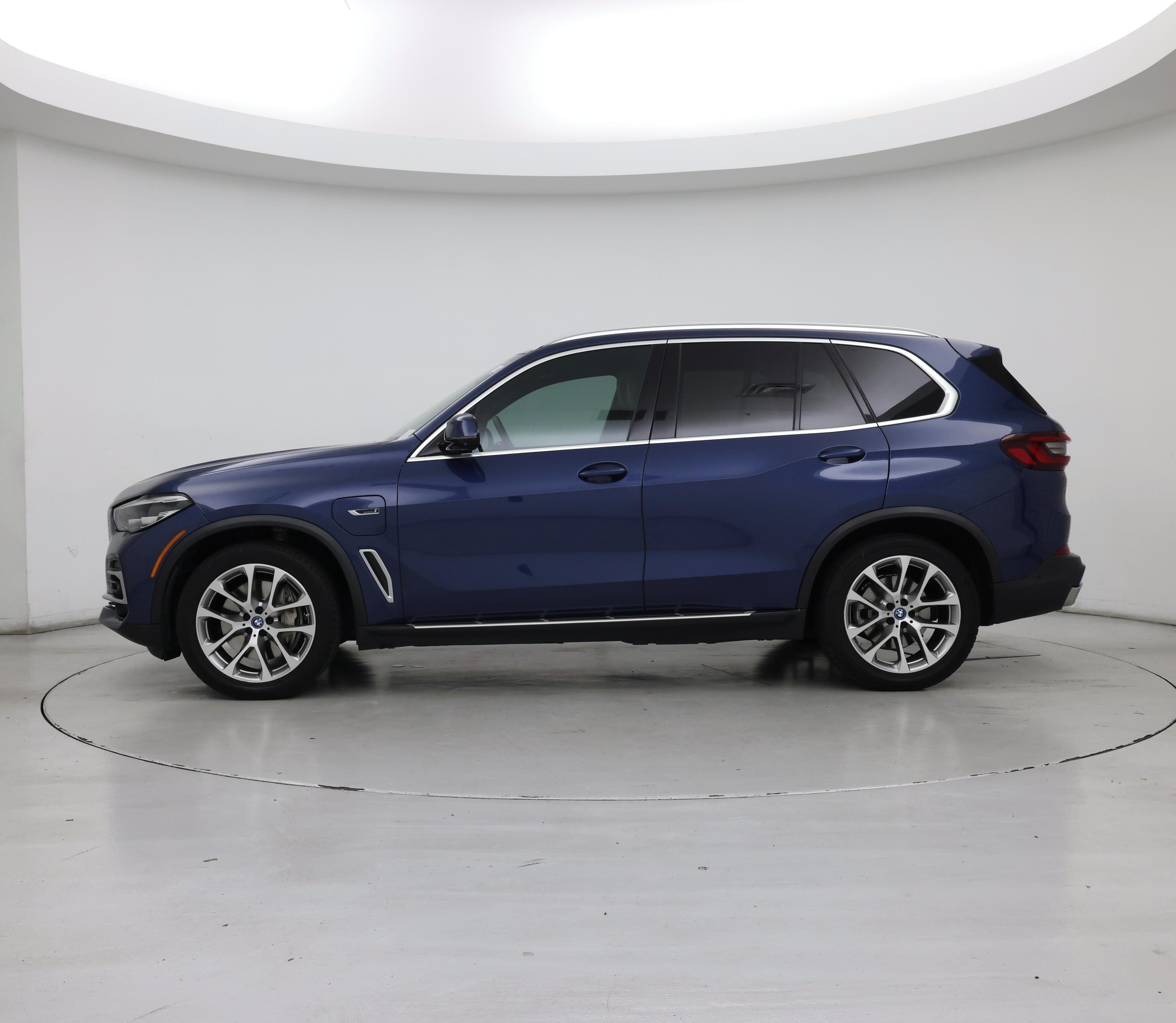 Thumbnail: 2022 BMW X5 - 3