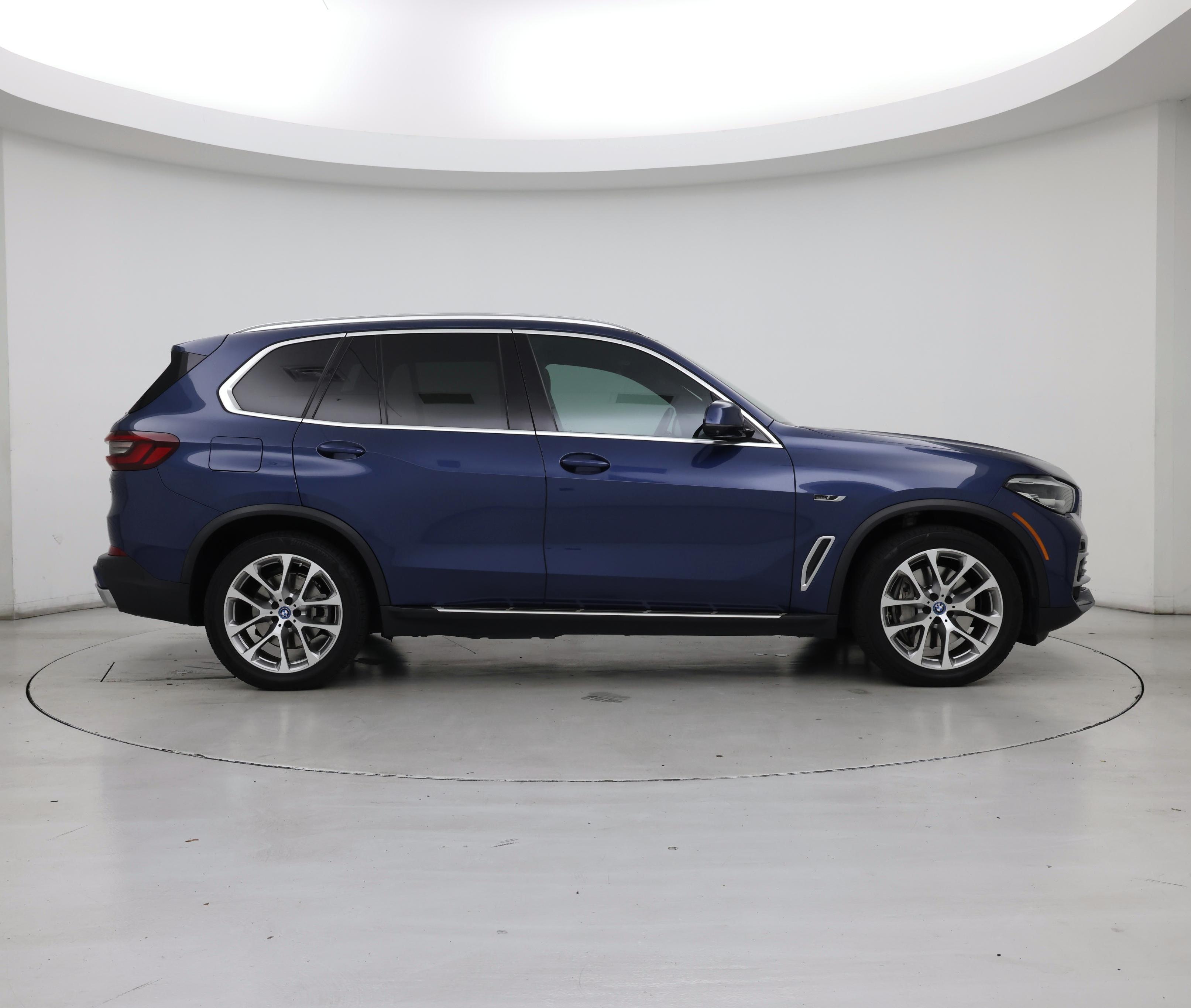 Thumbnail: 2022 BMW X5 - 7
