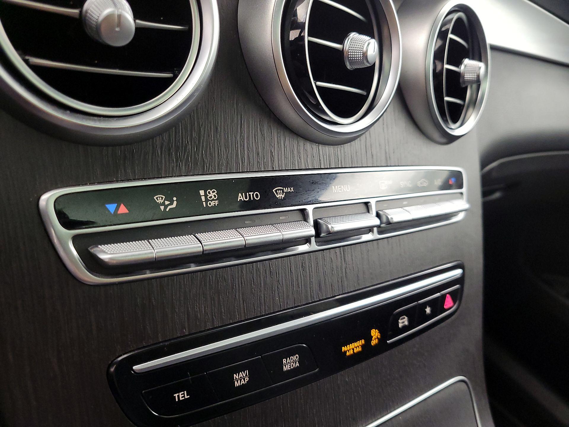 Thumbnail: 2021 Mercedes-Benz GLC - 17