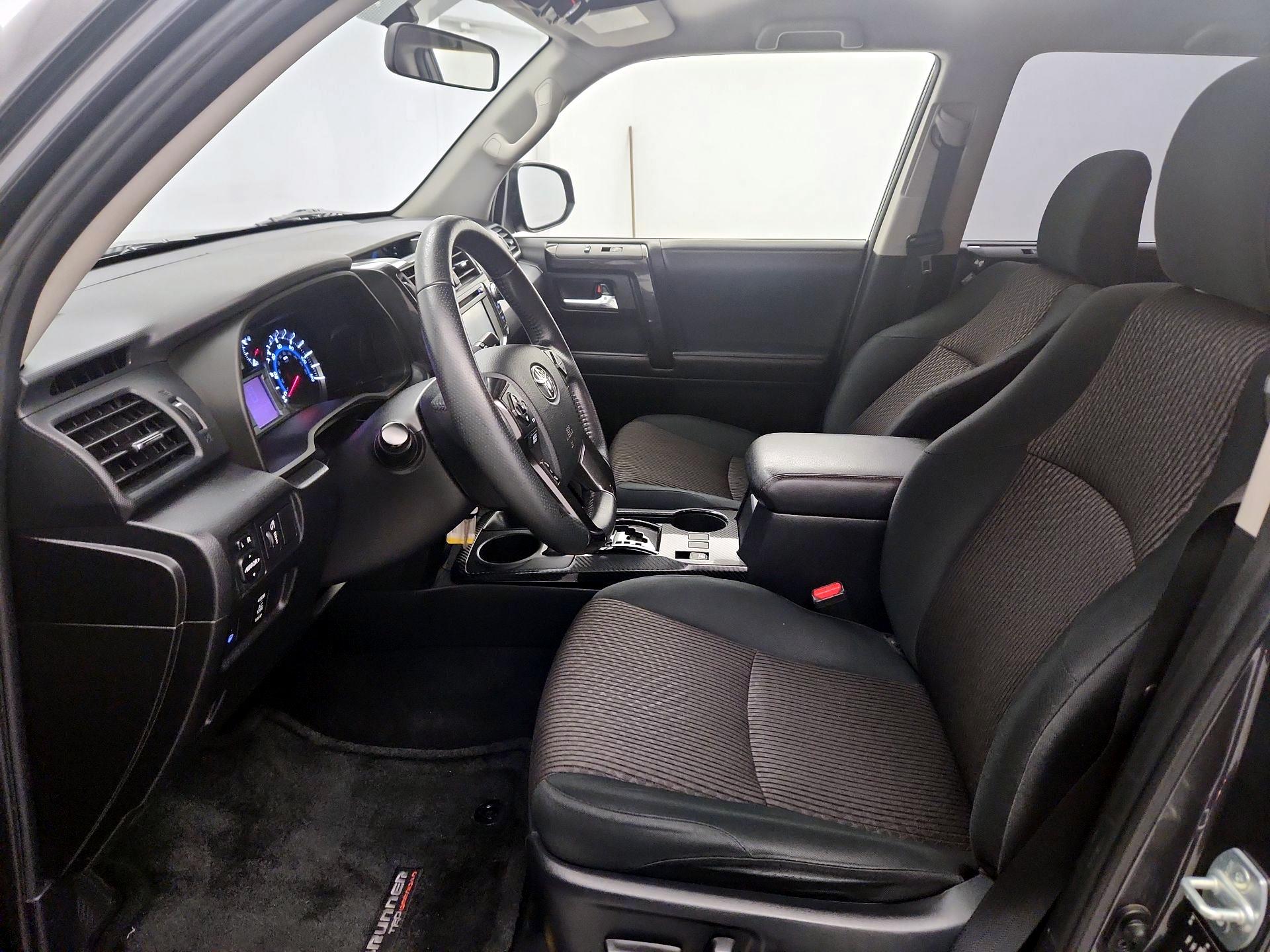 Thumbnail: 2018 Toyota 4Runner - 11