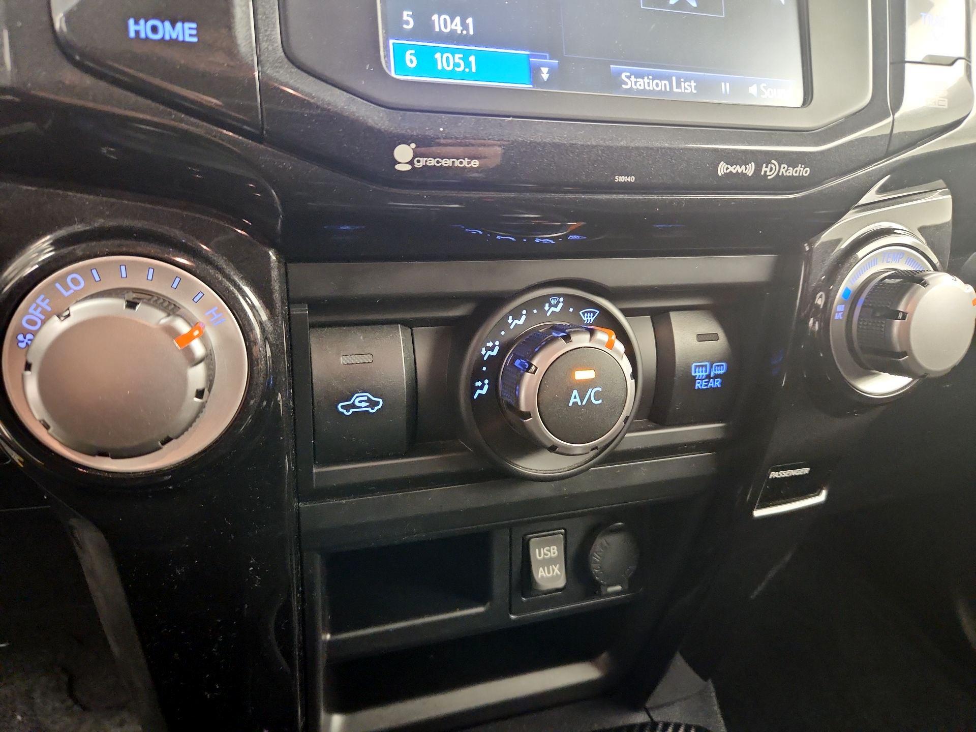 Thumbnail: 2018 Toyota 4Runner - 16