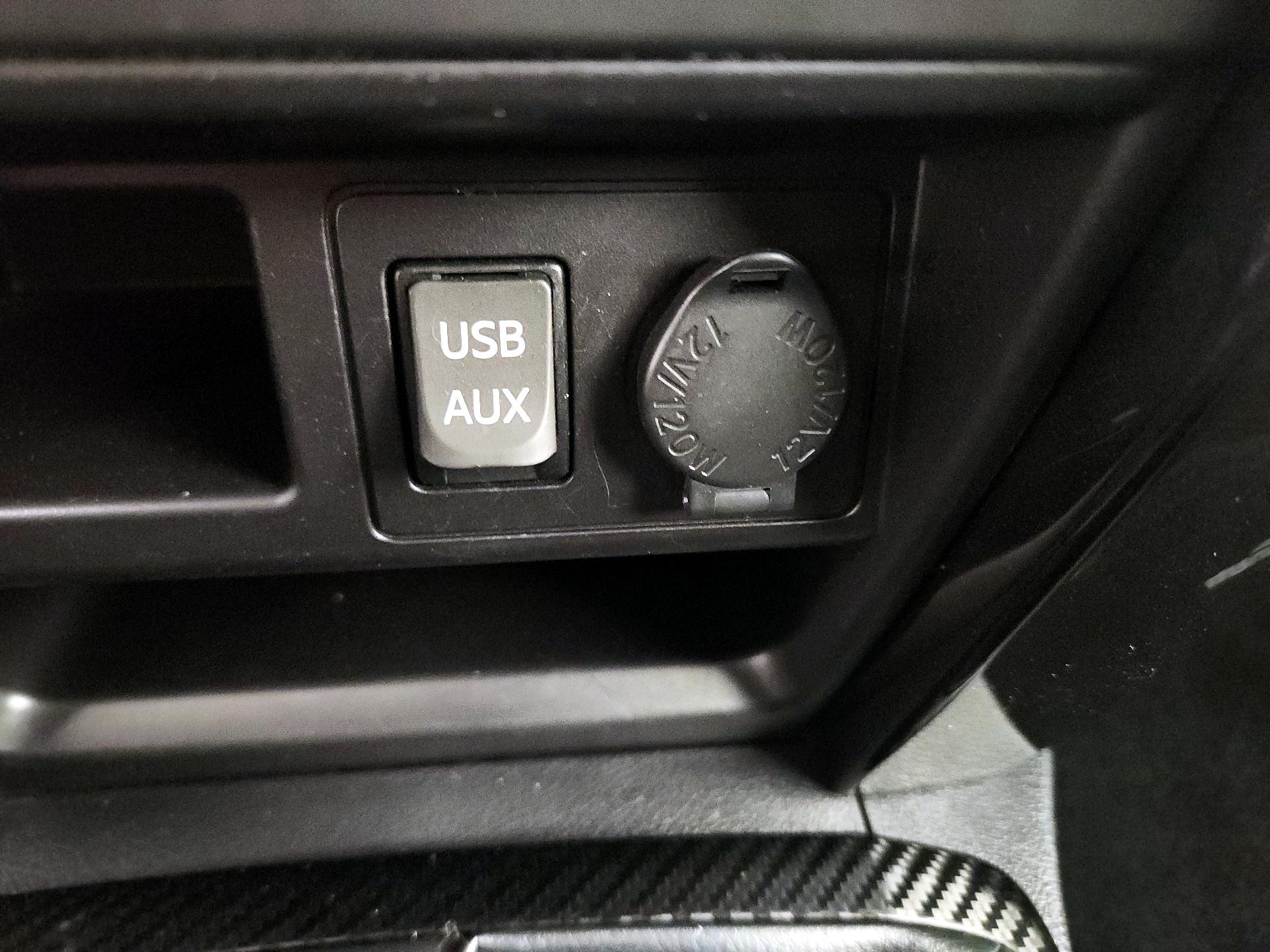 Thumbnail: 2018 Toyota 4Runner - 18