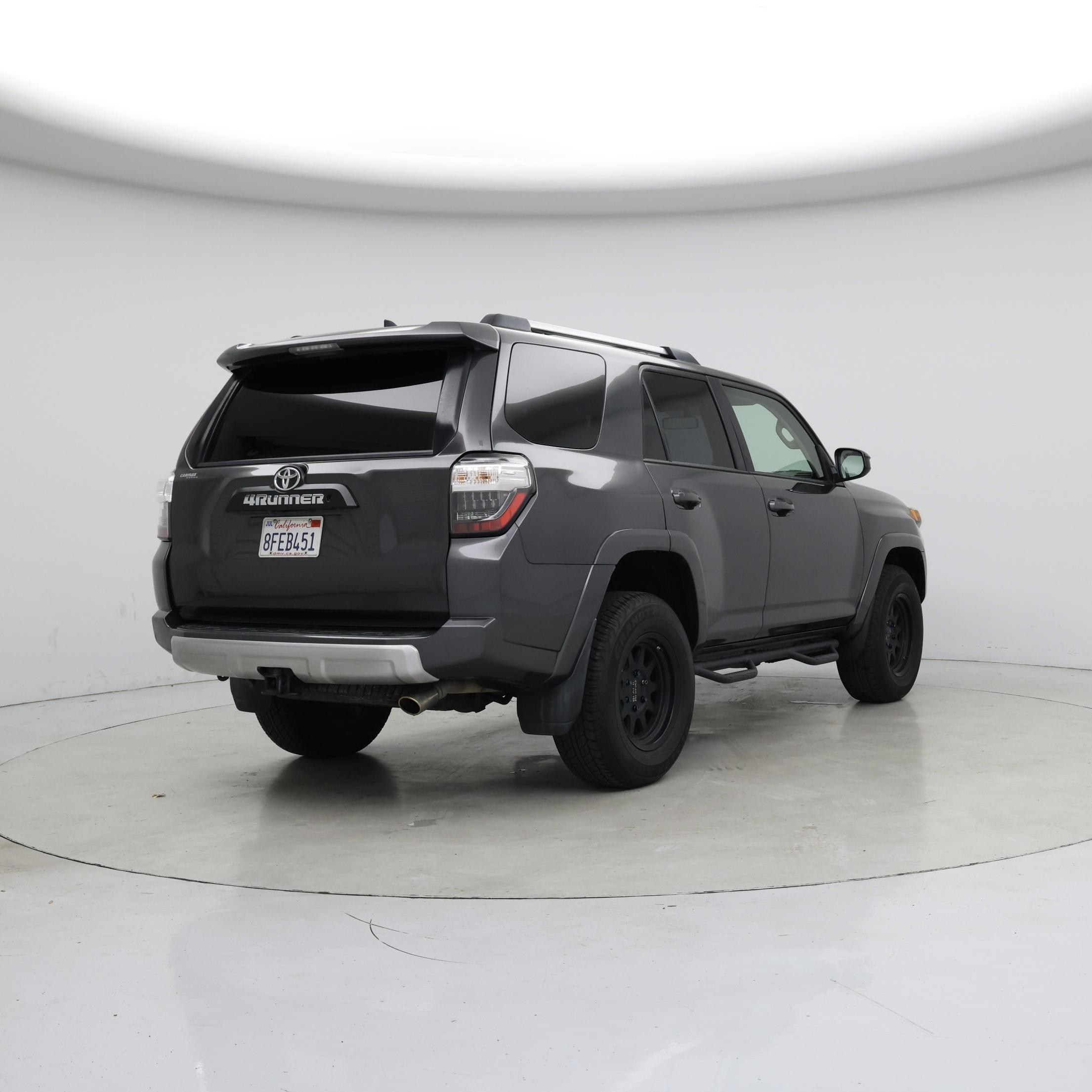 Thumbnail: 2018 Toyota 4Runner - 8