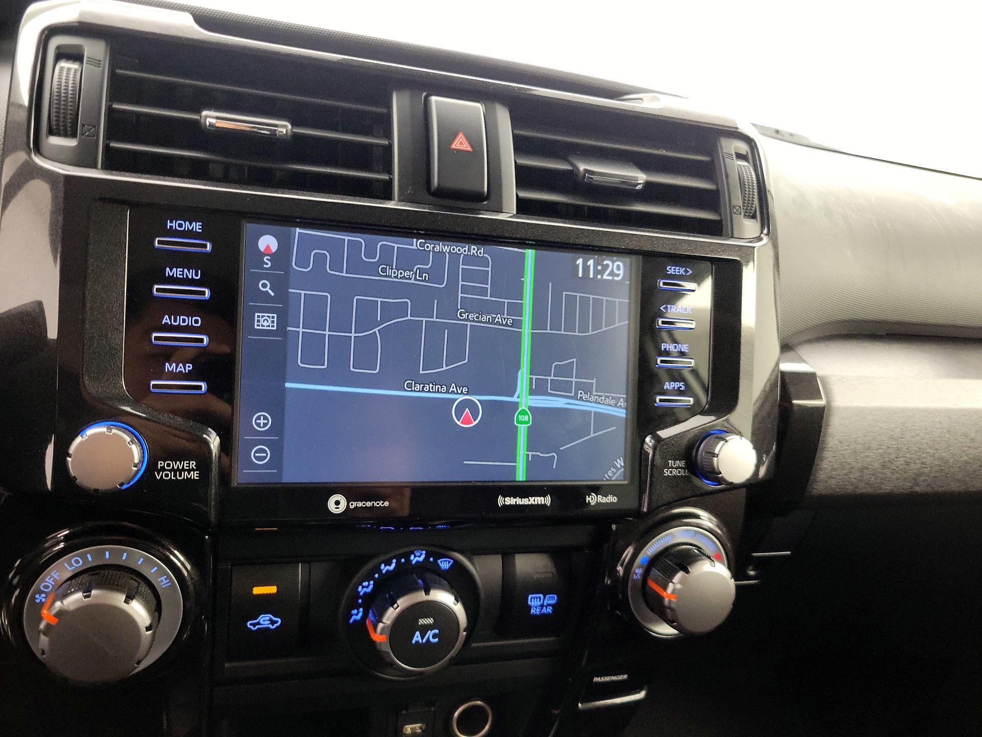 Thumbnail: 2021 Toyota 4Runner - 14