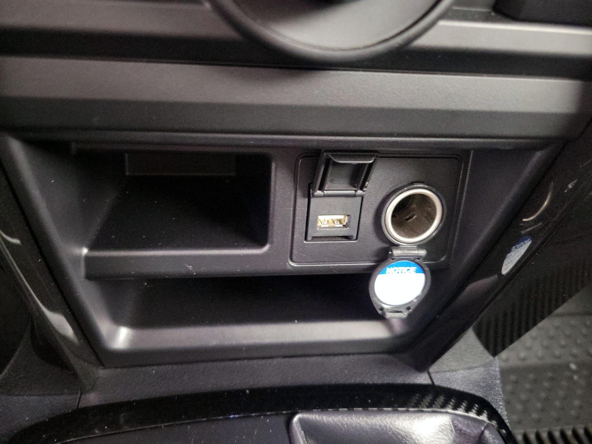 Thumbnail: 2021 Toyota 4Runner - 19