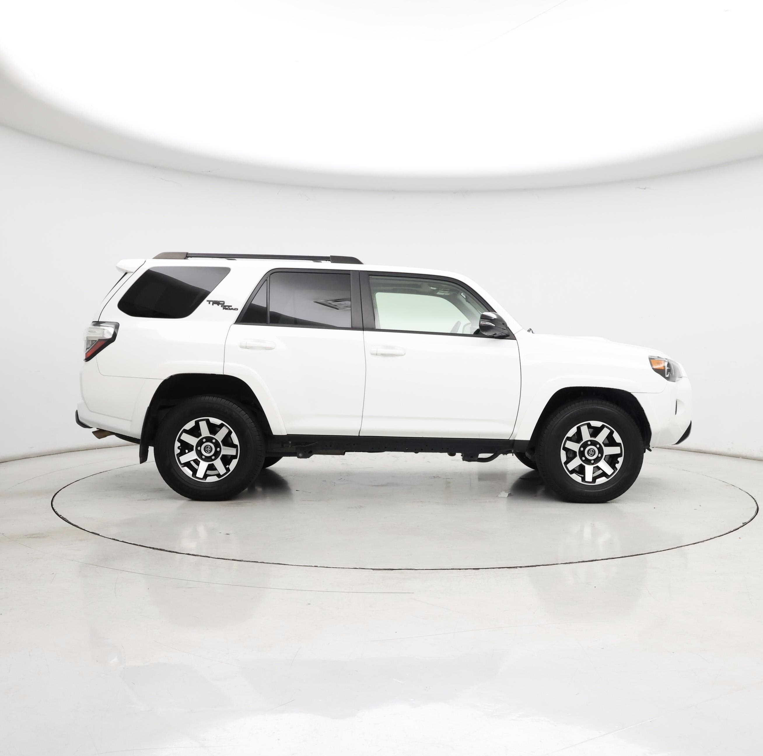 Thumbnail: 2021 Toyota 4Runner - 7