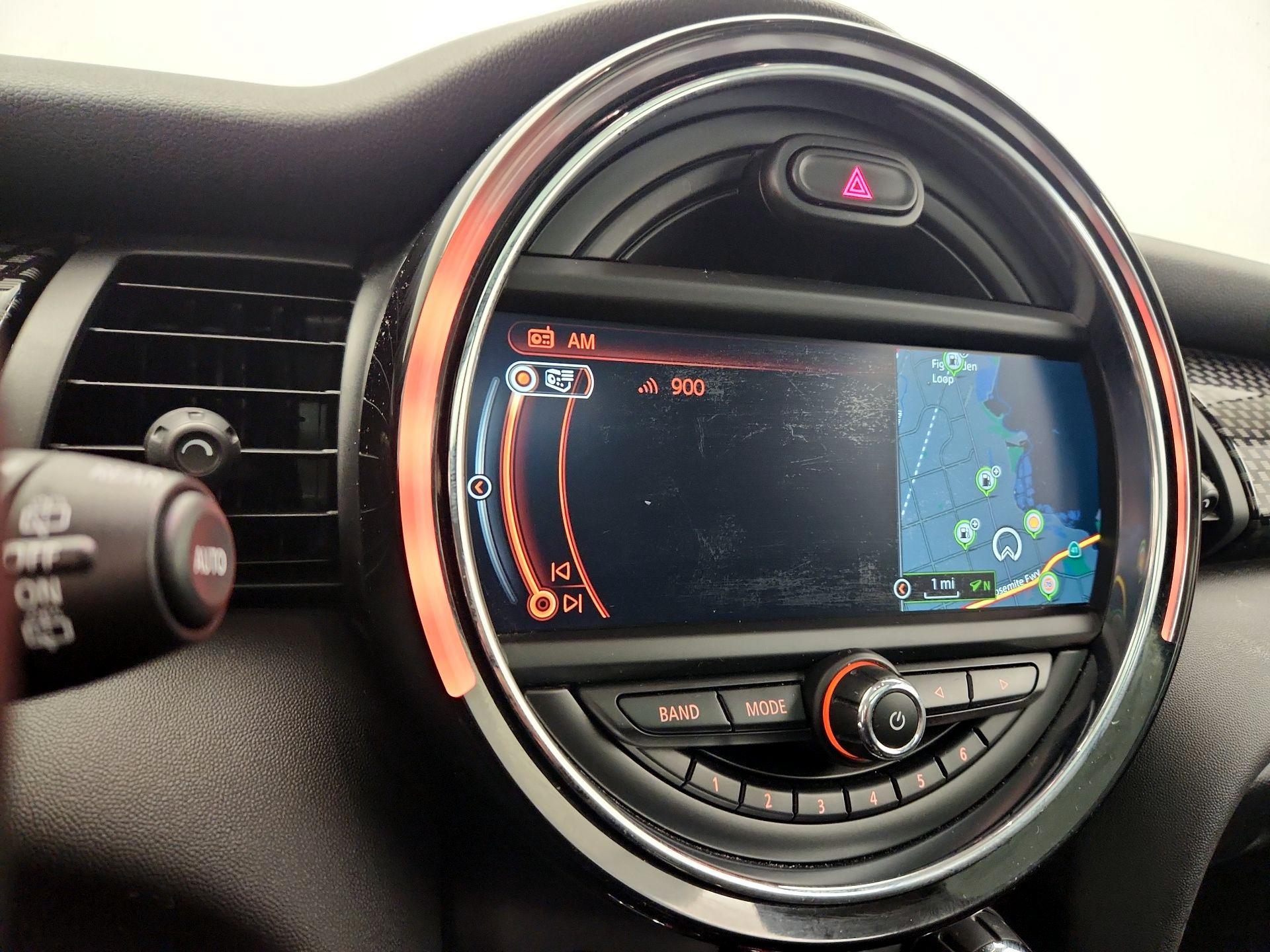 Thumbnail: 2016 MINI Cooper Hardtop - 15